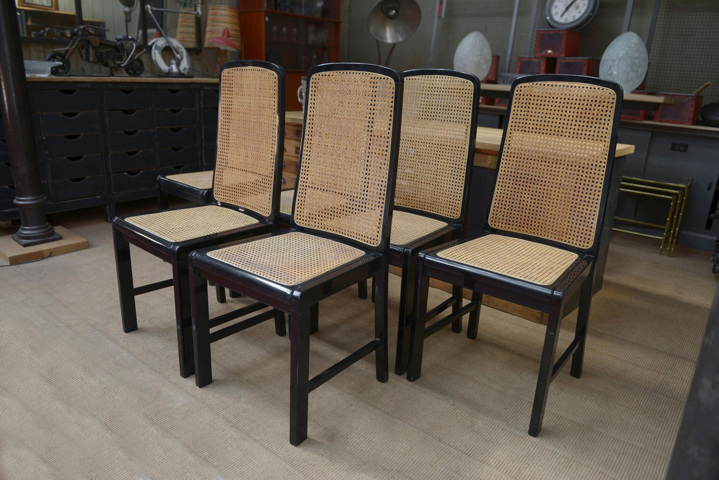 Lot de 6 chaises cannées Vintage en bois laqué noir d'origine 1970 For Sale 7