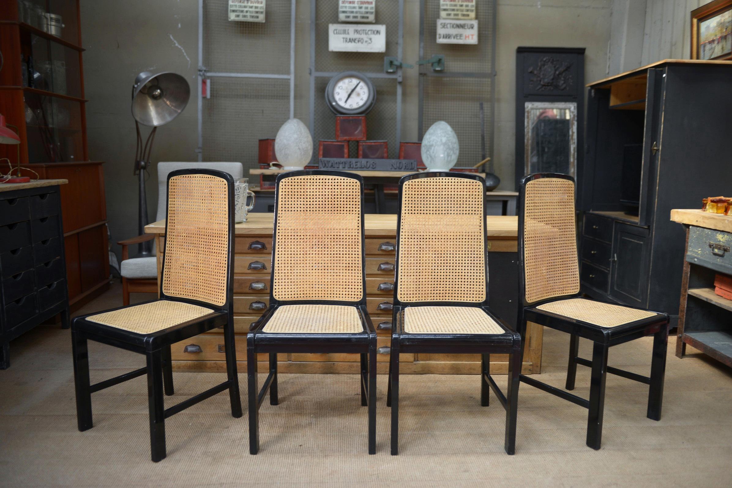 Late 20th Century Lot de 6 chaises cannées Vintage en bois laqué noir d'origine 1970 For Sale
