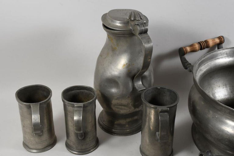 Lot Mainly Consisting of Tin Plates and Cups 1863, 1g08 For Sale at 1stDibs