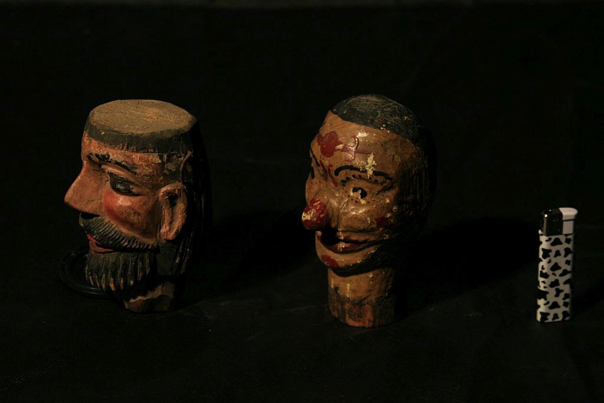 Lot of 20 19th Century Marionette Wooden Heads For Sale 4