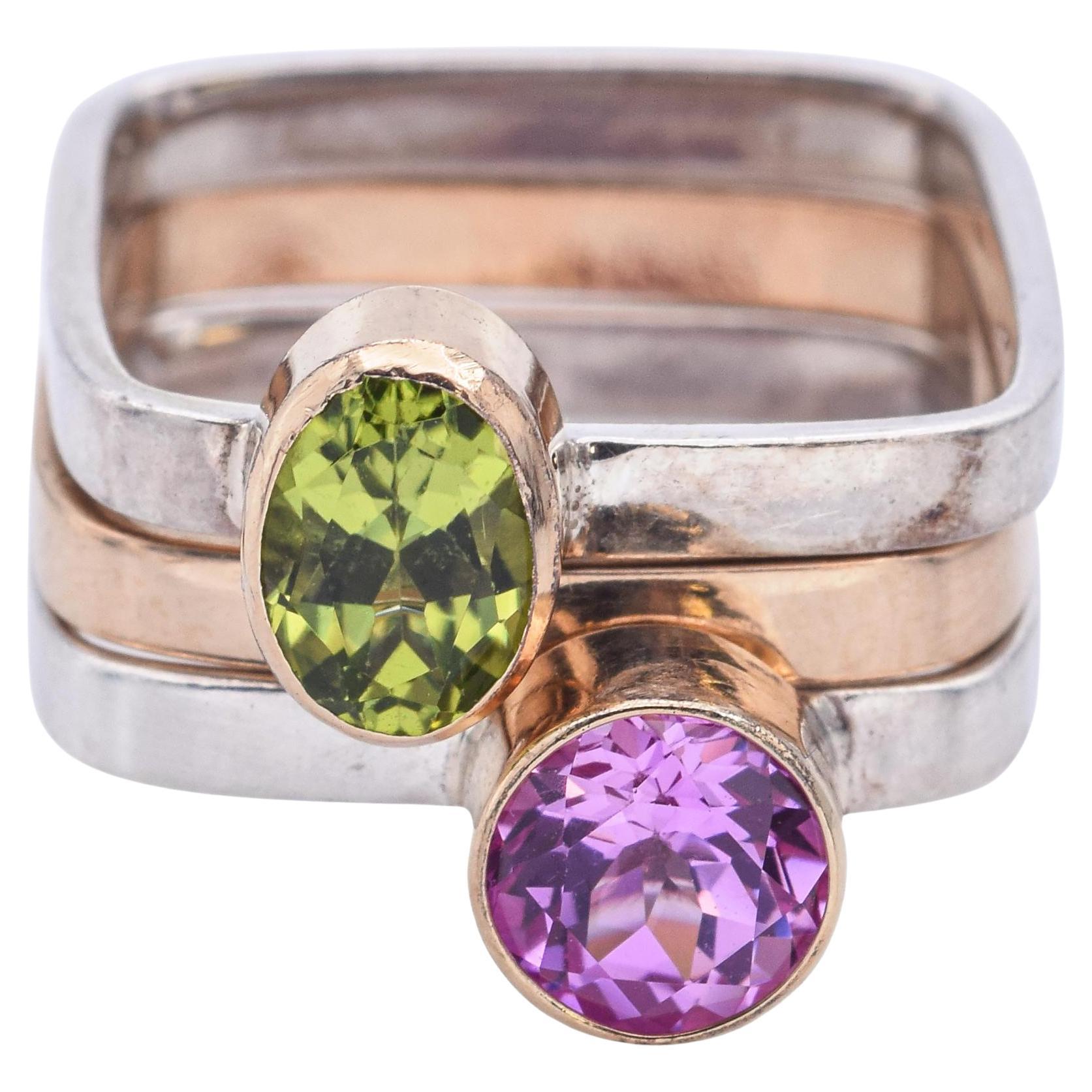 Lotto di 3 anelli quadrati in argento e oro 14K con peridoto e zaffiro rosa, misura 5,75 in vendita