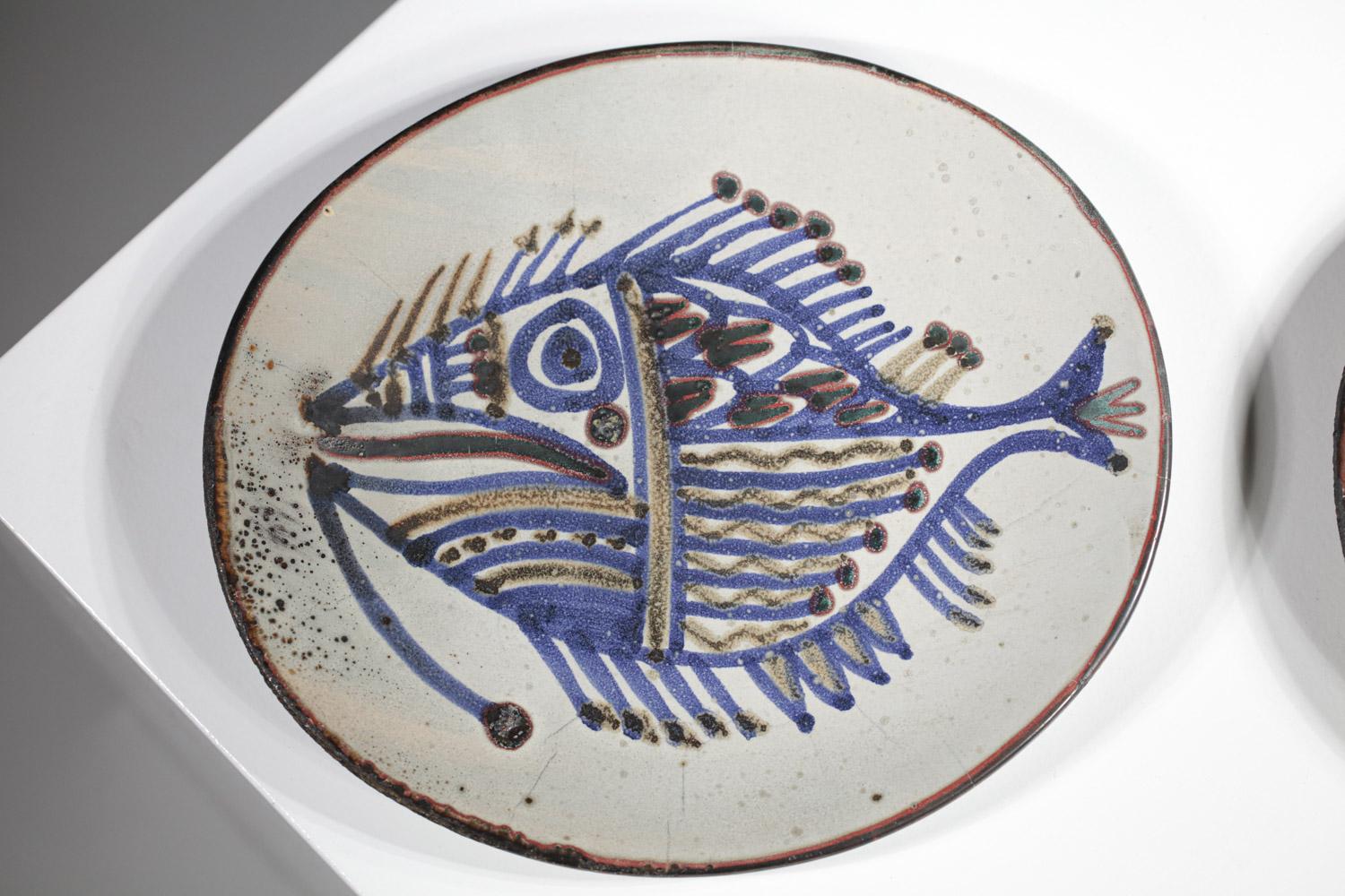 Hand-Carved Lot of 5 Ceramic Plates Jean Derval Portal Workshop Vallauris 60s For Sale
