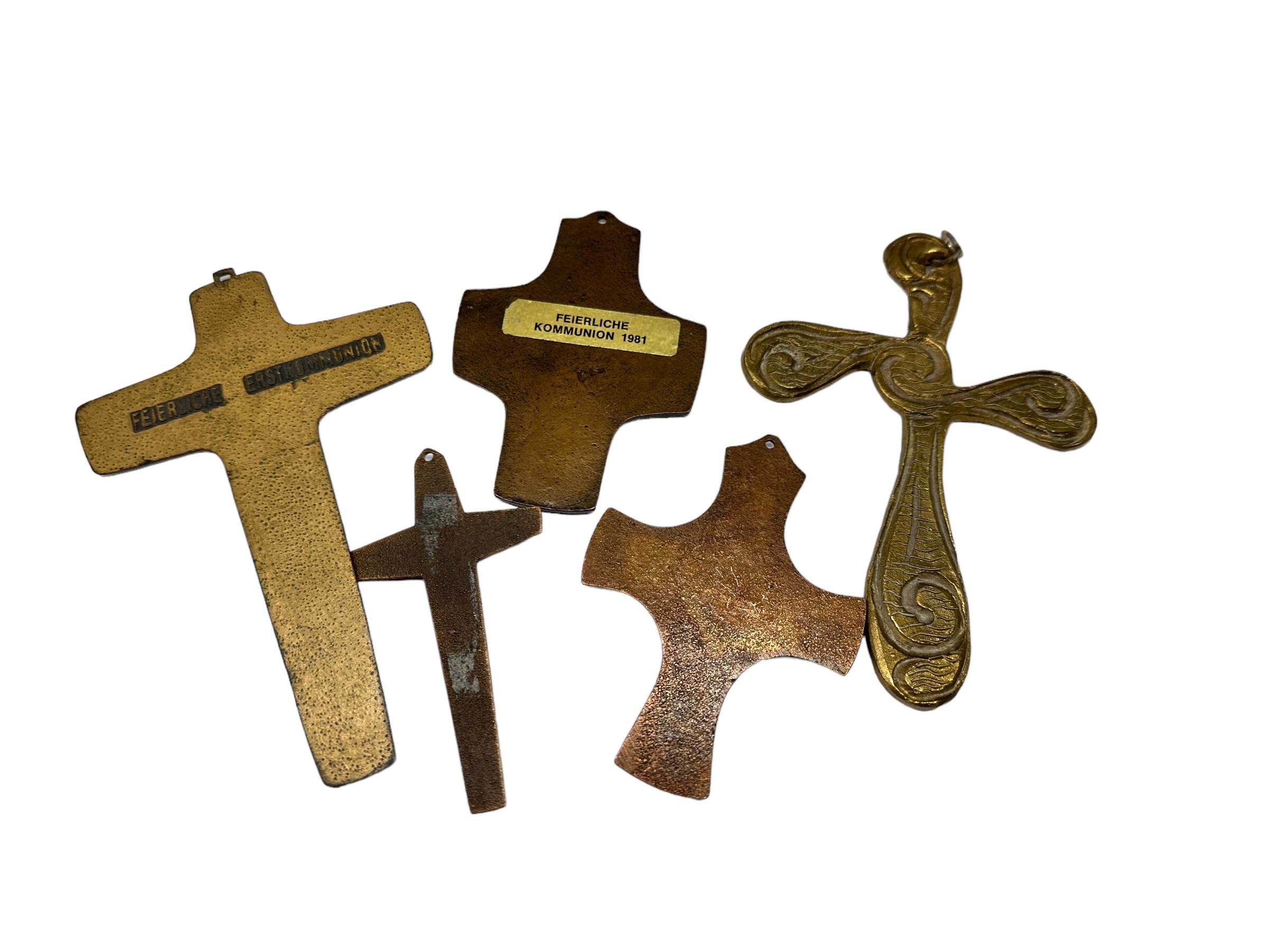 Late 20th Century Lot of Five Mid-Century Modern Brutalist Bronze Crucifix Cross Wall Decoration For Sale