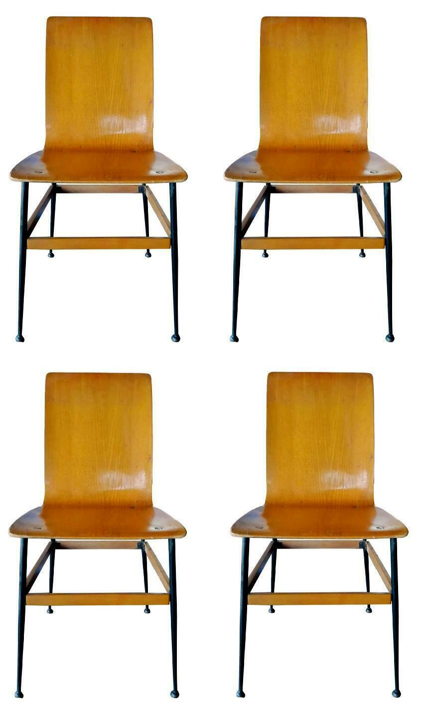 Mid-20th Century Lot of Four Chairs Design Eugenia Alberti Reggio & Rinaldo Scaioli, 1960s For Sale