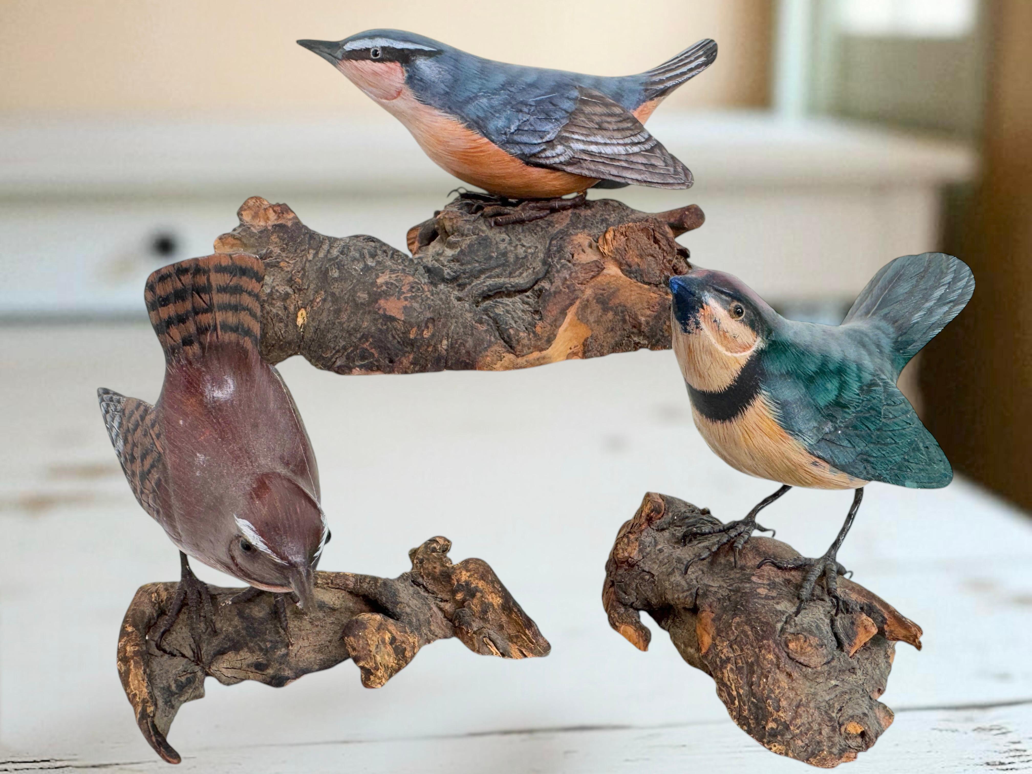 Lot of Three Carved Wood Bird Black Forest Folk Art Austria 1960s For Sale 5