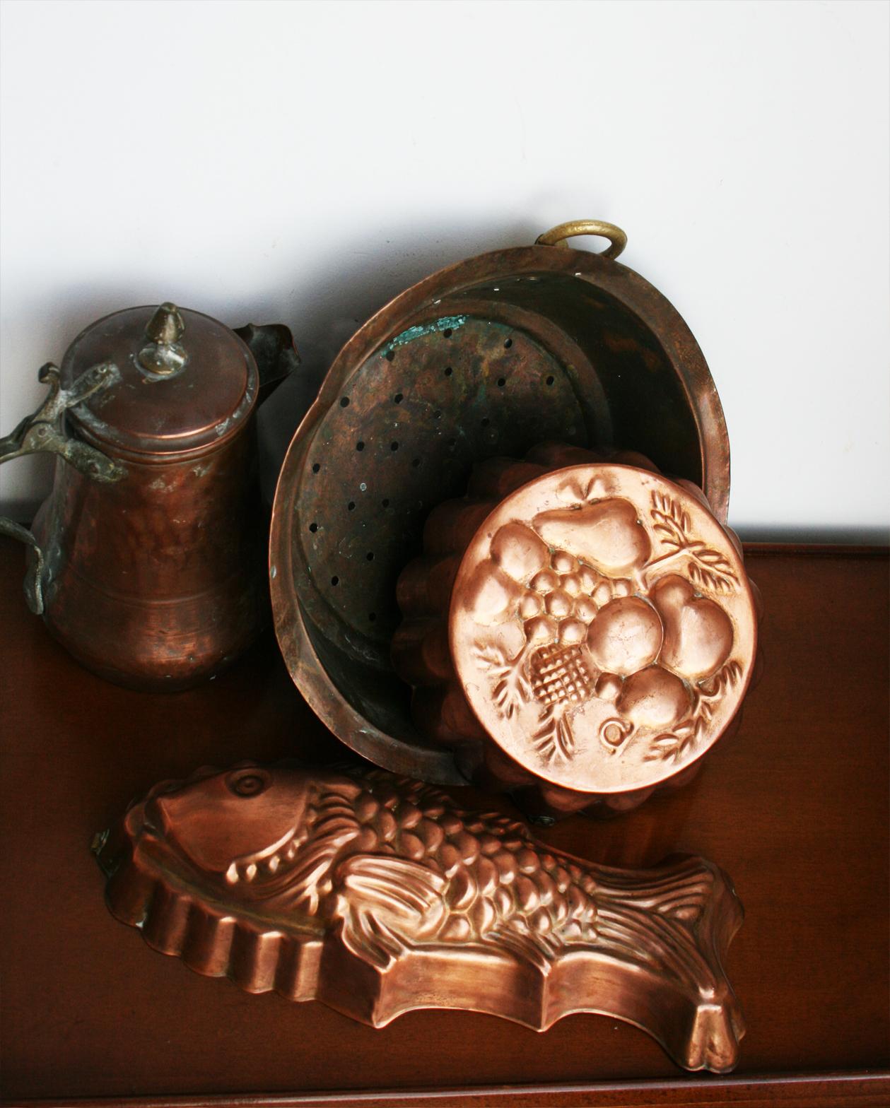 Brass Lot Old Copper Molds and Utensils to Decorate Your Kitchen