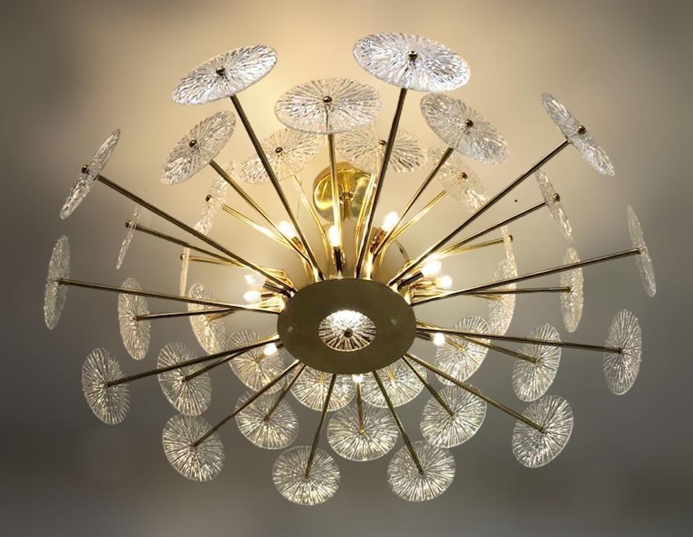 XXI secolo e contemporaneo Lampadario Loto Discs di Fabio Ltd in vendita