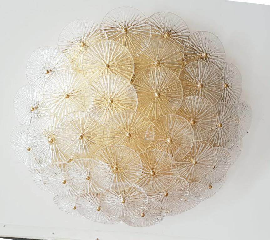 Mid-Century moderno Loto Flush Mount di Fabio Ltd in vendita