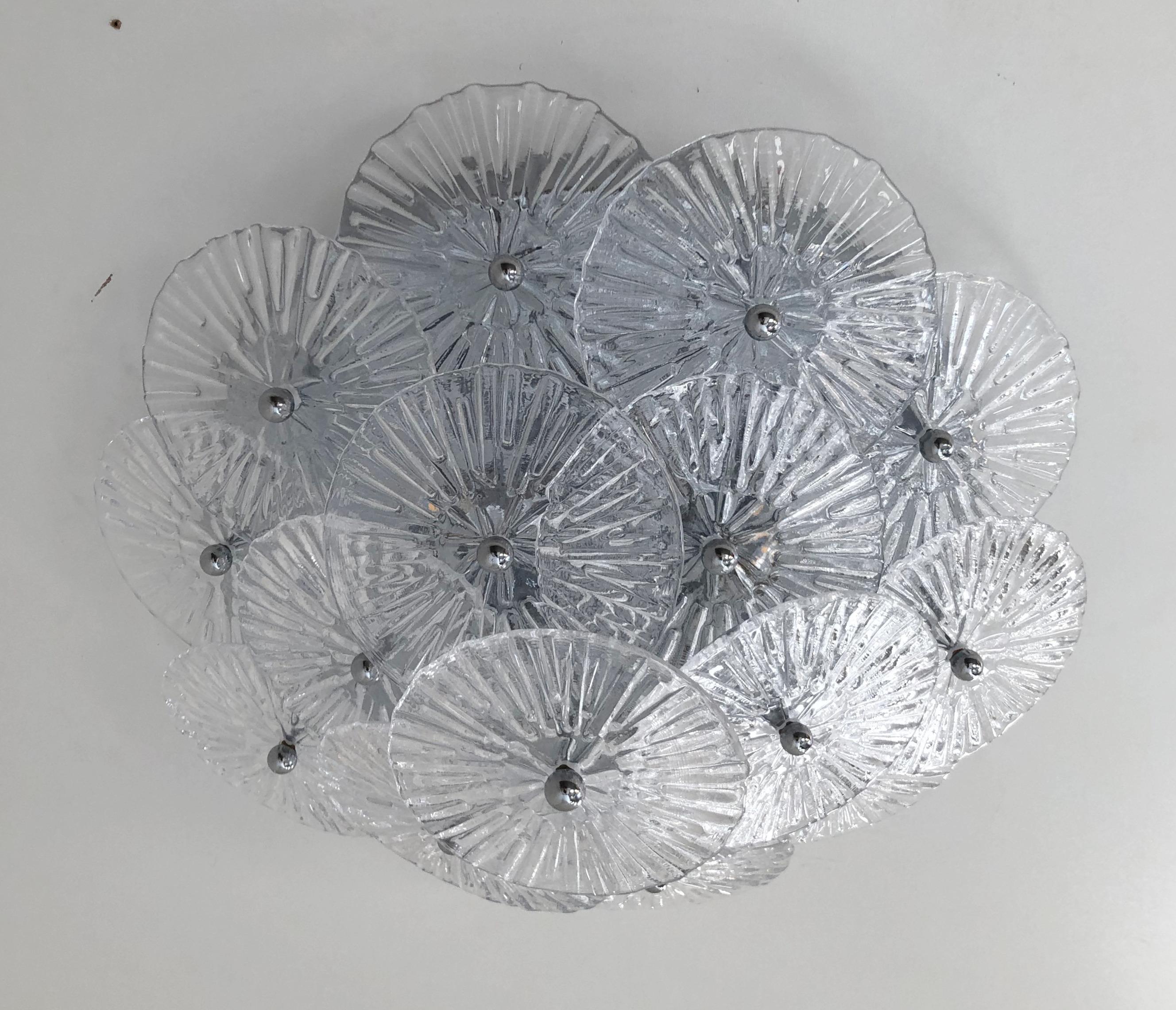 Mid-Century moderno Loto Flushmount di Fabio Ltd in vendita