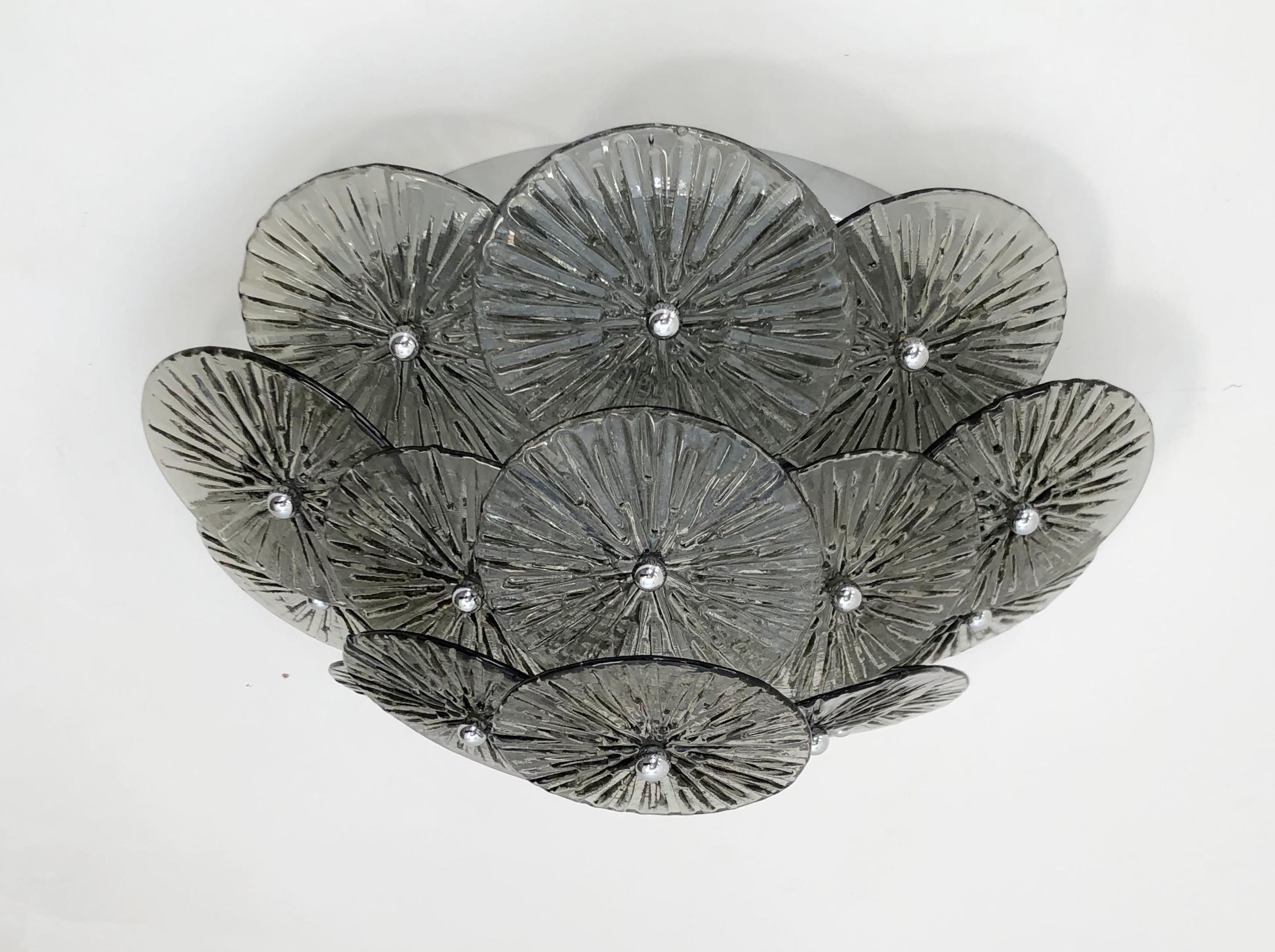 Mid-Century moderno Loto Flushmount di Fabio Ltd in vendita