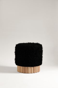 Loto-Hocker aus schwarzer Schurwolle von Peca