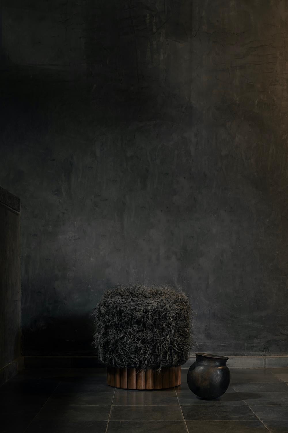 LOTO Pouf in Gray Long Pile Shag Wool by Peca For Sale 2