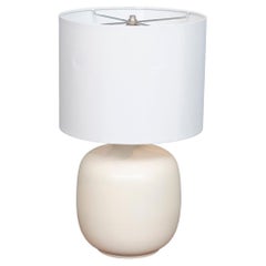 Lampe de table en grès osseux de Lotte et Gunnar Bostlund