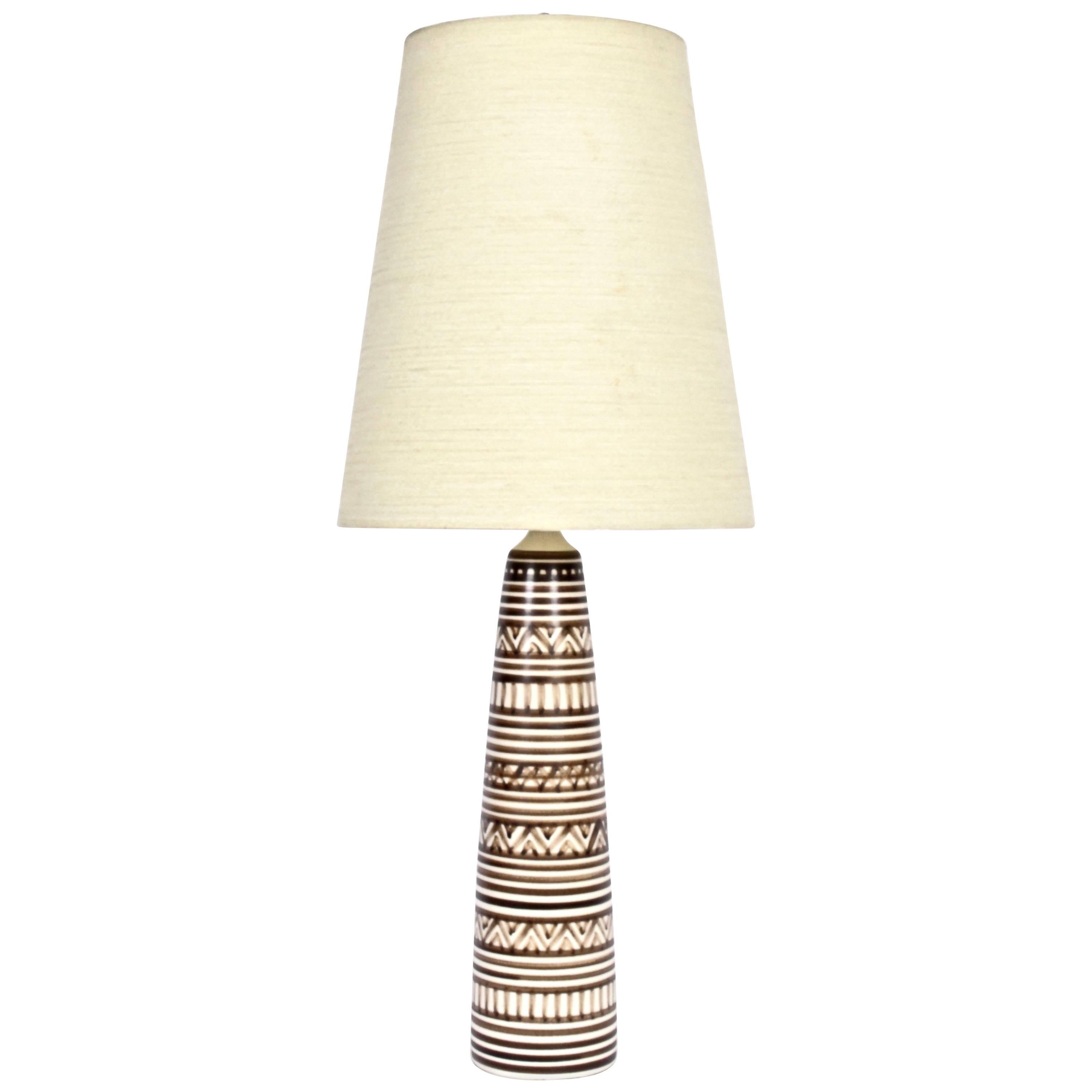 Tall Lotte and Gunnar Bostlund "Tribal" Pottery Table Lamp, 1960's For Sale