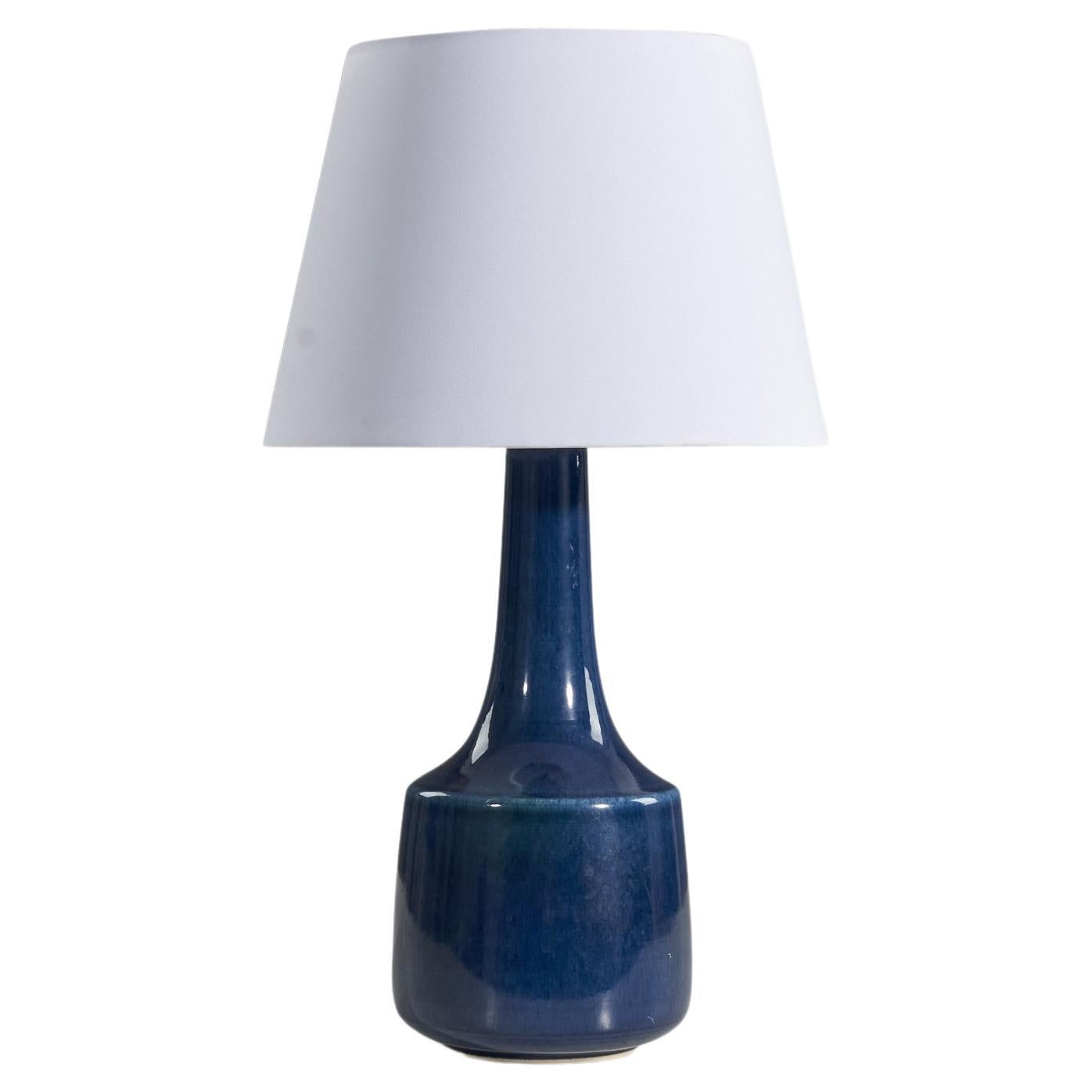 Lotte and Gunnar Bostlund, Table Lamp, Blue Ceramic, Brass, Fabric Canada, 1960s For Sale