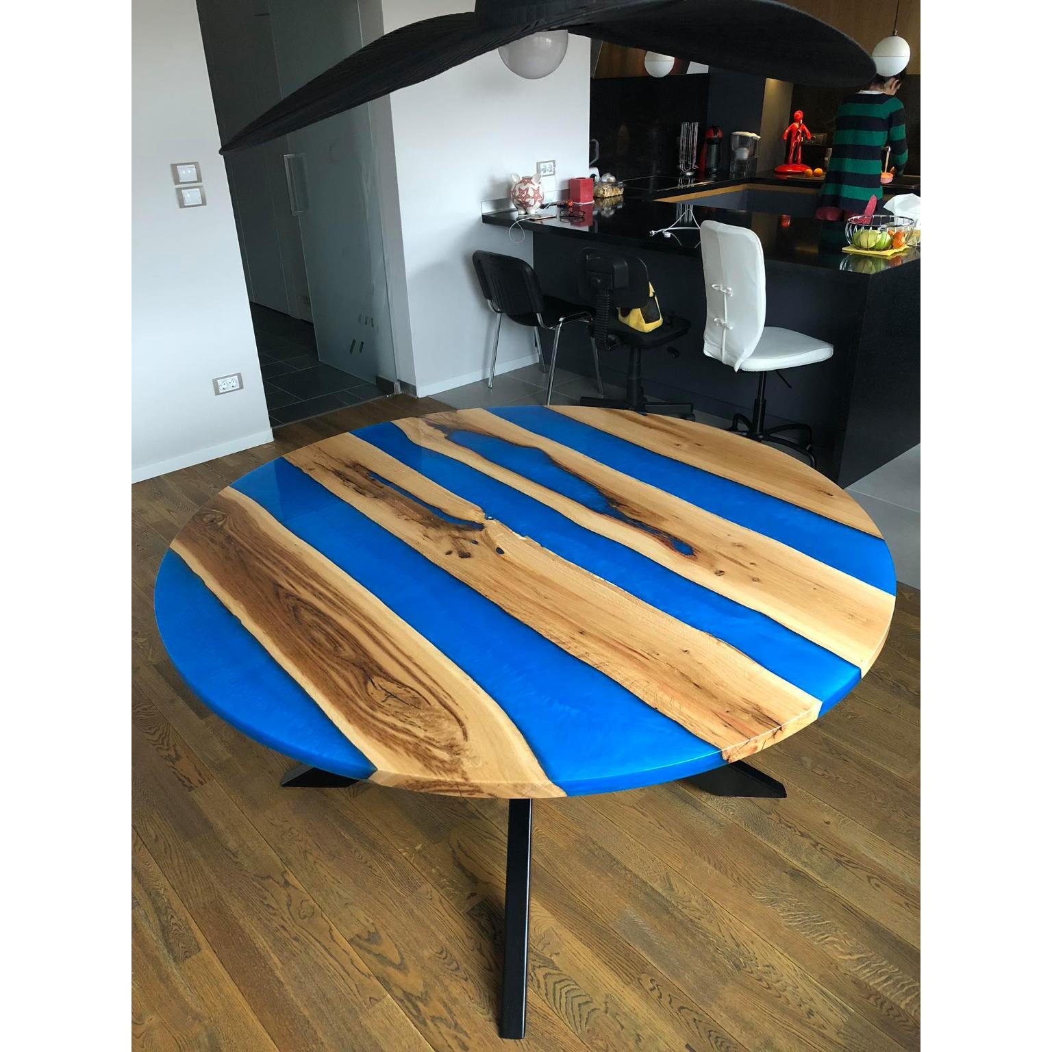 Bulgare Table à manger Lotte de KV Design en vente