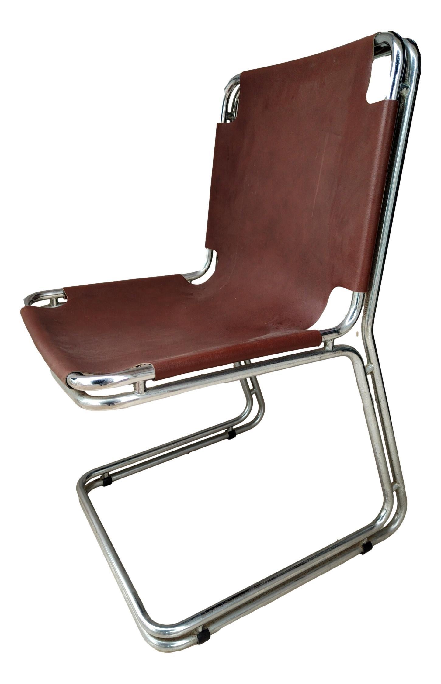 Italian lot of four metal and leather chairs in the style of Pascal Mourgue 1970s For Sale