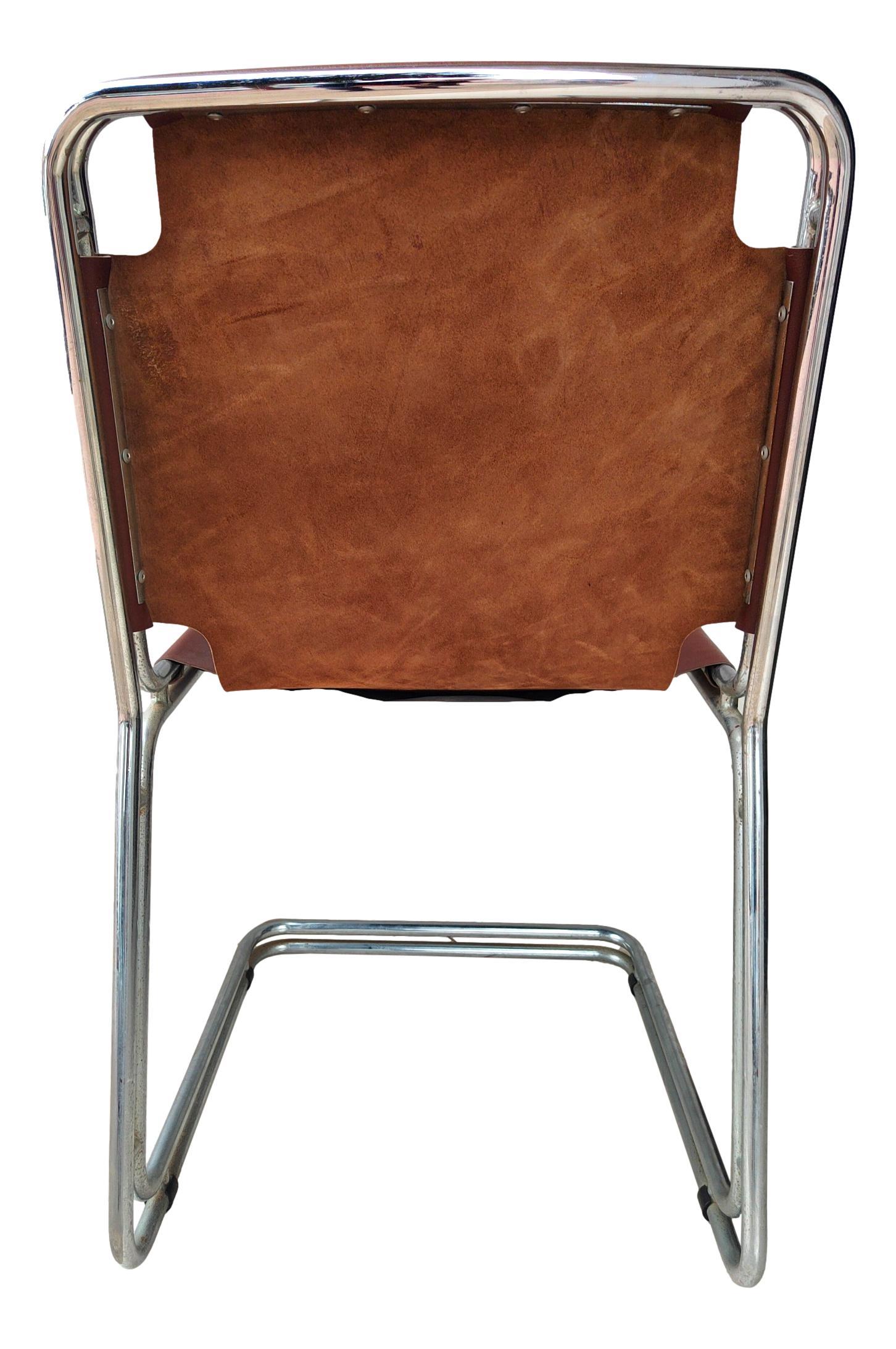 Late 20th Century lot de quatre chaises en métal et cuir dans le style de Pascal Mourgue 1970 en vente