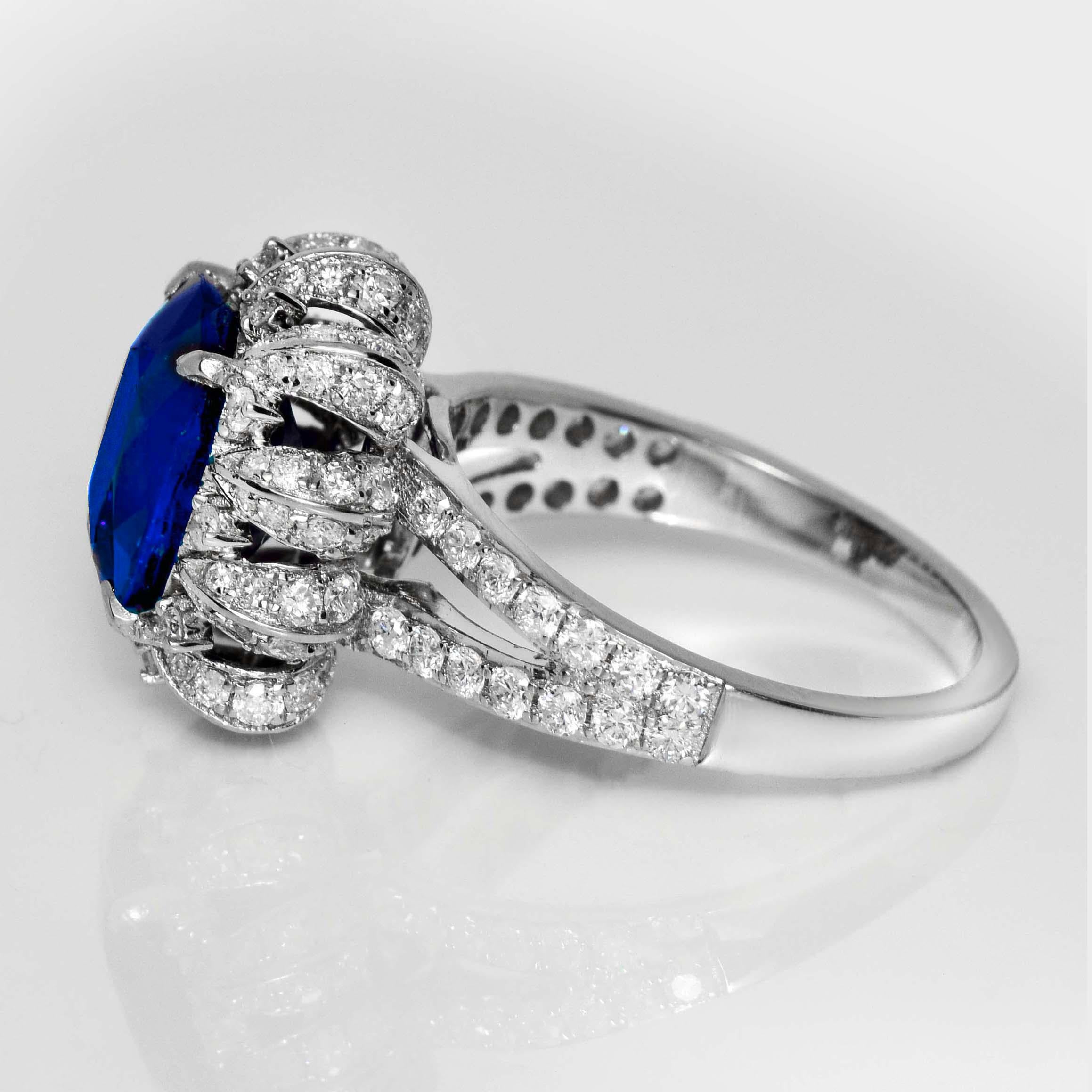 Women's or Men's Lotus 18K 4.55 ct Royal Blue Sapphire Art Deco Engagement Ring For Sale