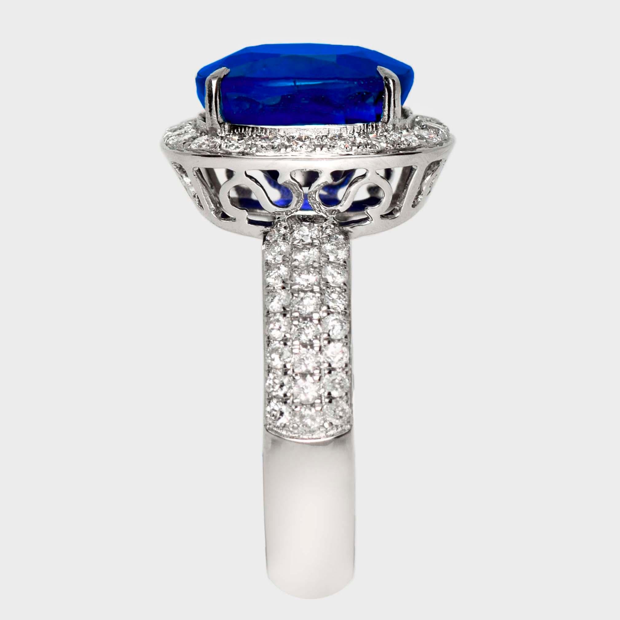 Lotus 18K 5.57 ct Royal Blue Sapphire Art Deco Engagement Ring In New Condition For Sale In Kaohsiung City, TW