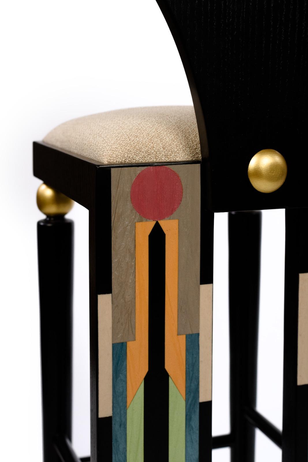 LOTUS-Sgabello da bar con intarsio acrilico, foglia d'oro, legno massiccio e cuscino in tessuto in vendita 9