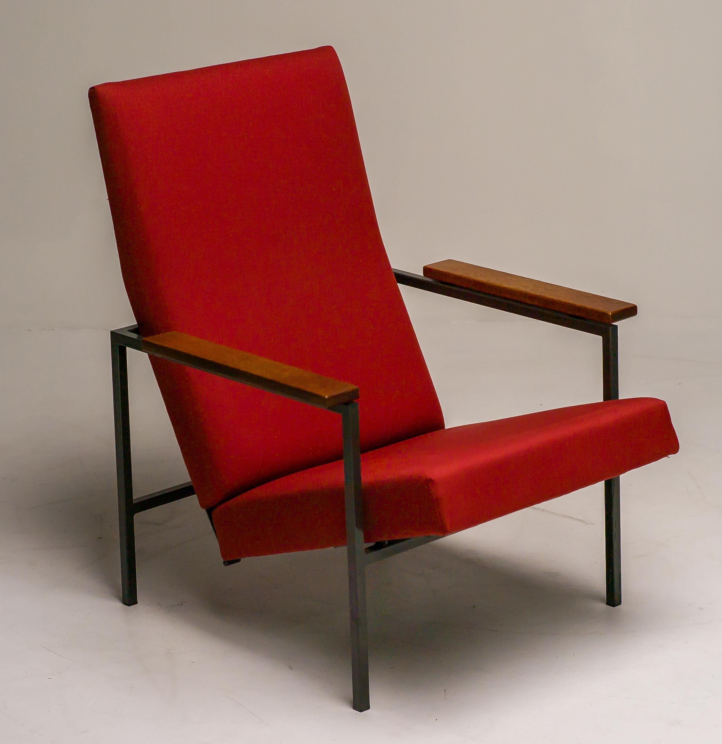 Mid-20th Century Lotus Adjustable Lounge Chair by Rob Parry  For Sale