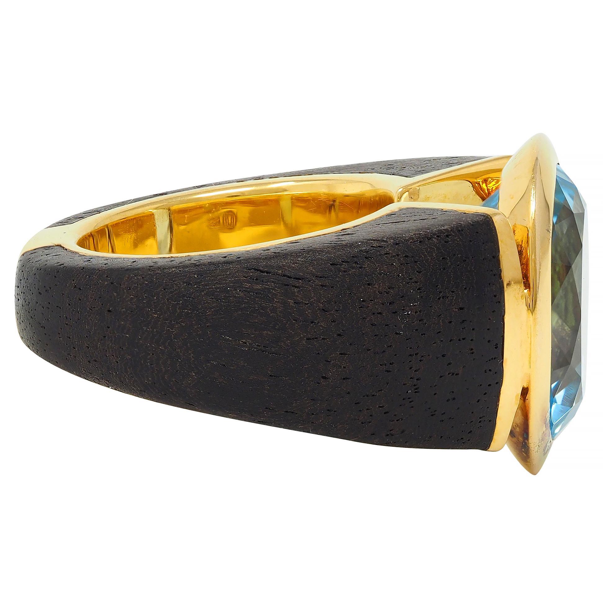 Lotus Arts de Vivre 11.95 CT Topaz Wood 18 Karat Gold Floating Cocktail Ring In Excellent Condition For Sale In Philadelphia, PA