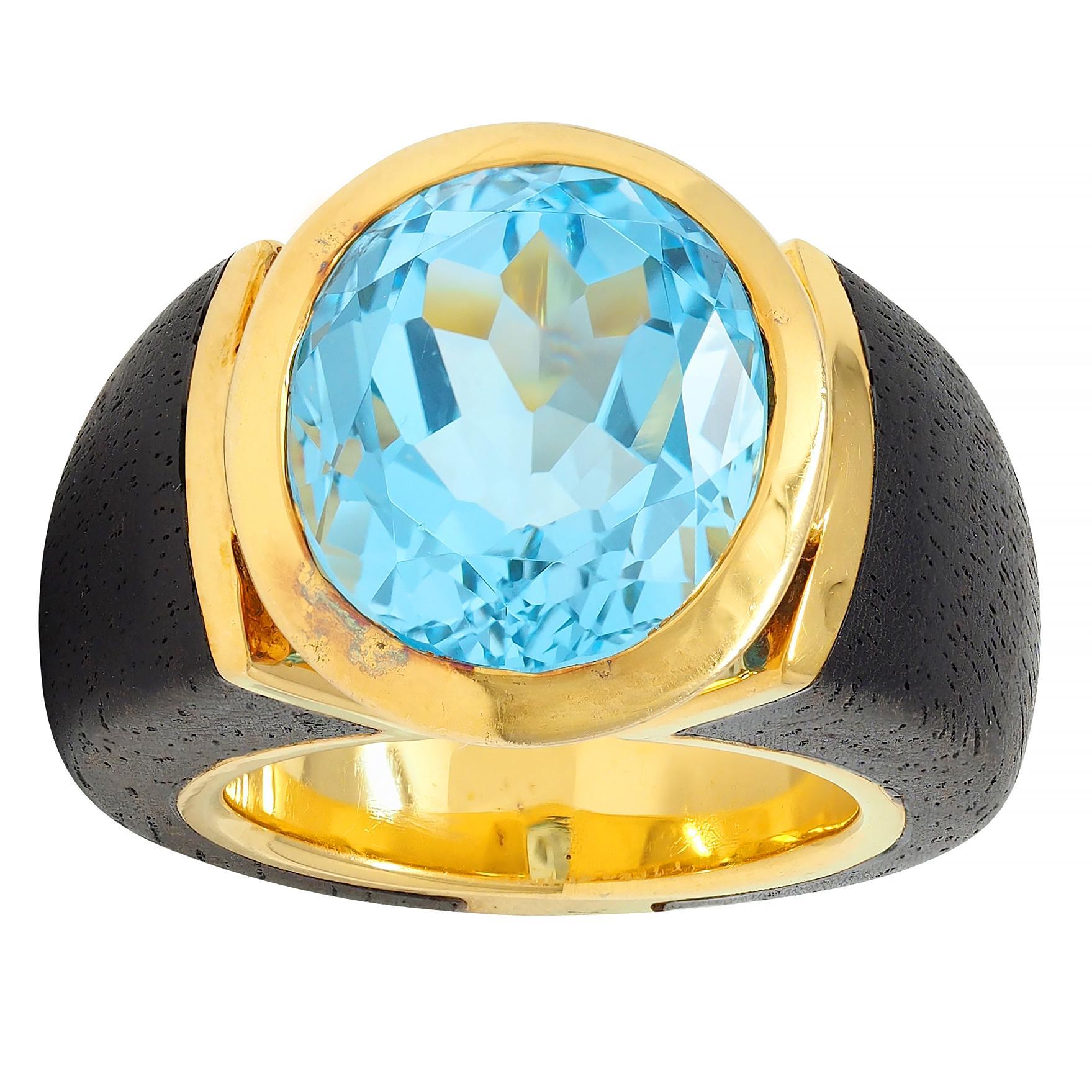 Lotus Arts de Vivre 11.95 CT Topaz Wood 18 Karat Gold Floating Cocktail Ring For Sale 3