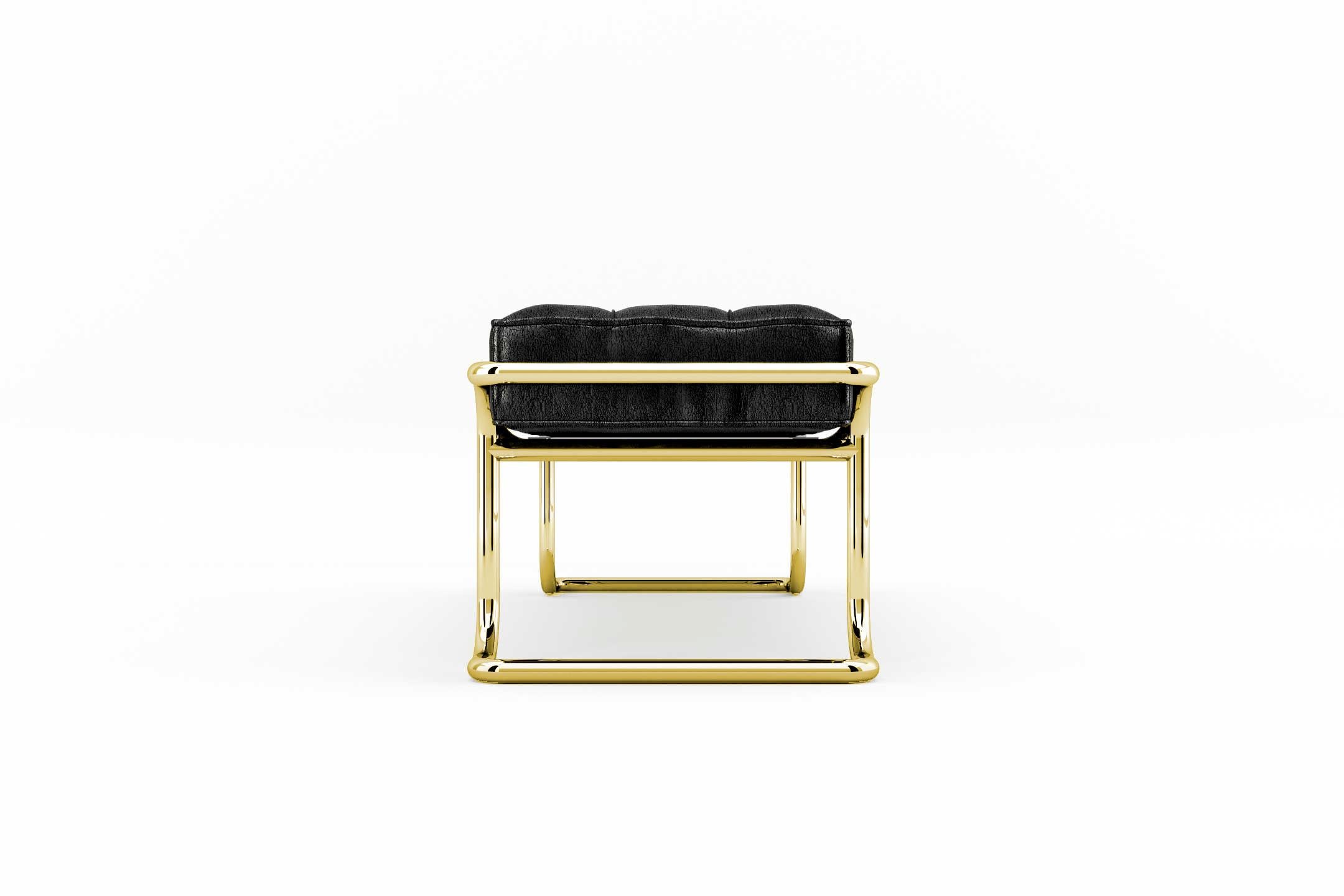 Moderne Lotus Banquette - Banquette artisanale en cuir noir avec pieds en laiton en vente