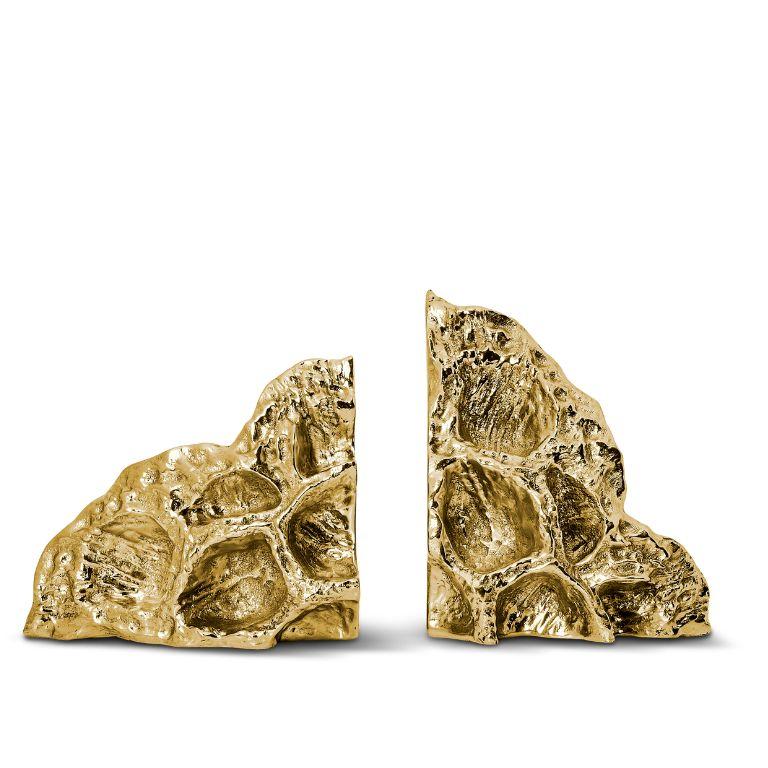 Lotus est un présentoir de livres audacieux et captivant qui respire la confiance et l'élégance. Son design dynamique s'inspire du symbolisme profond de la fleur de lotus, qui représente la pureté, la force et la résilience. Cette pièce sculpturale
