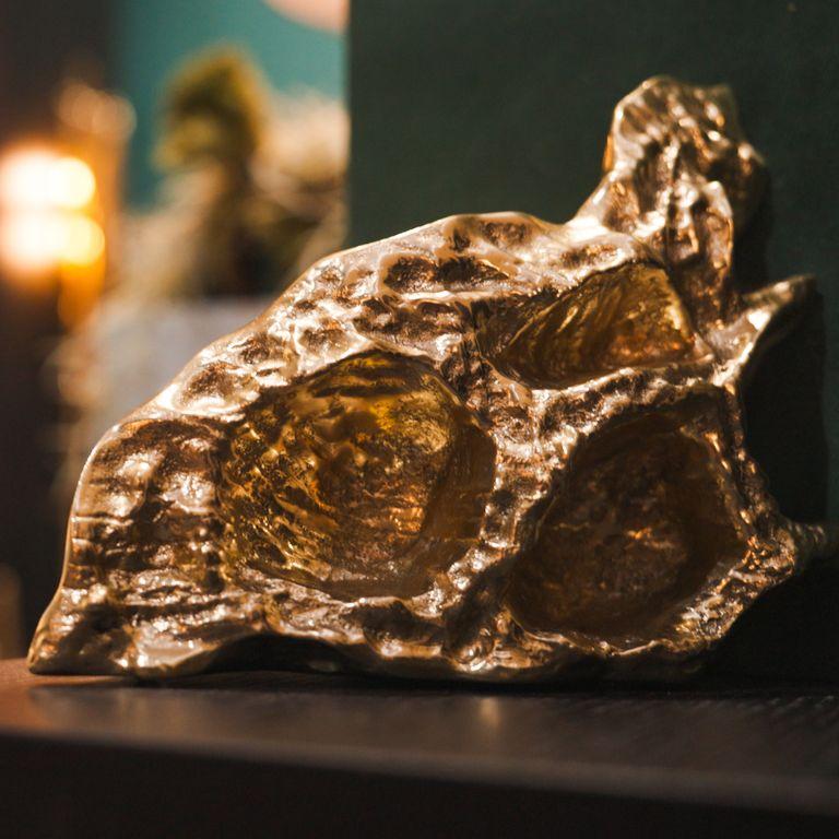 Portugais Porte-livre Lotus - Sculpture en laiton doré, Porte-livre, Décoration de bureau en vente