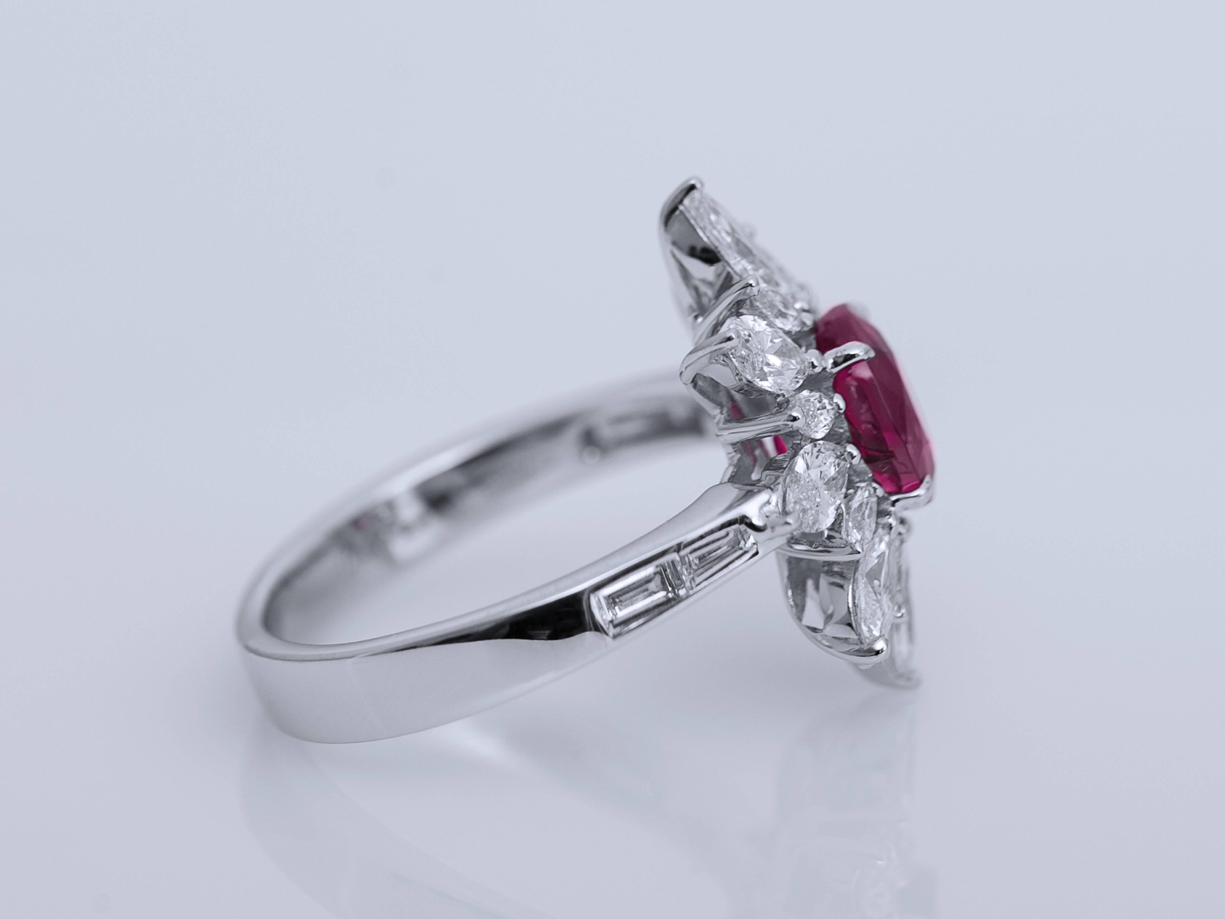 Lotus Certified 2.15 Carat Burma Pink Sapphire Flower Ring In New Condition In New York, NY