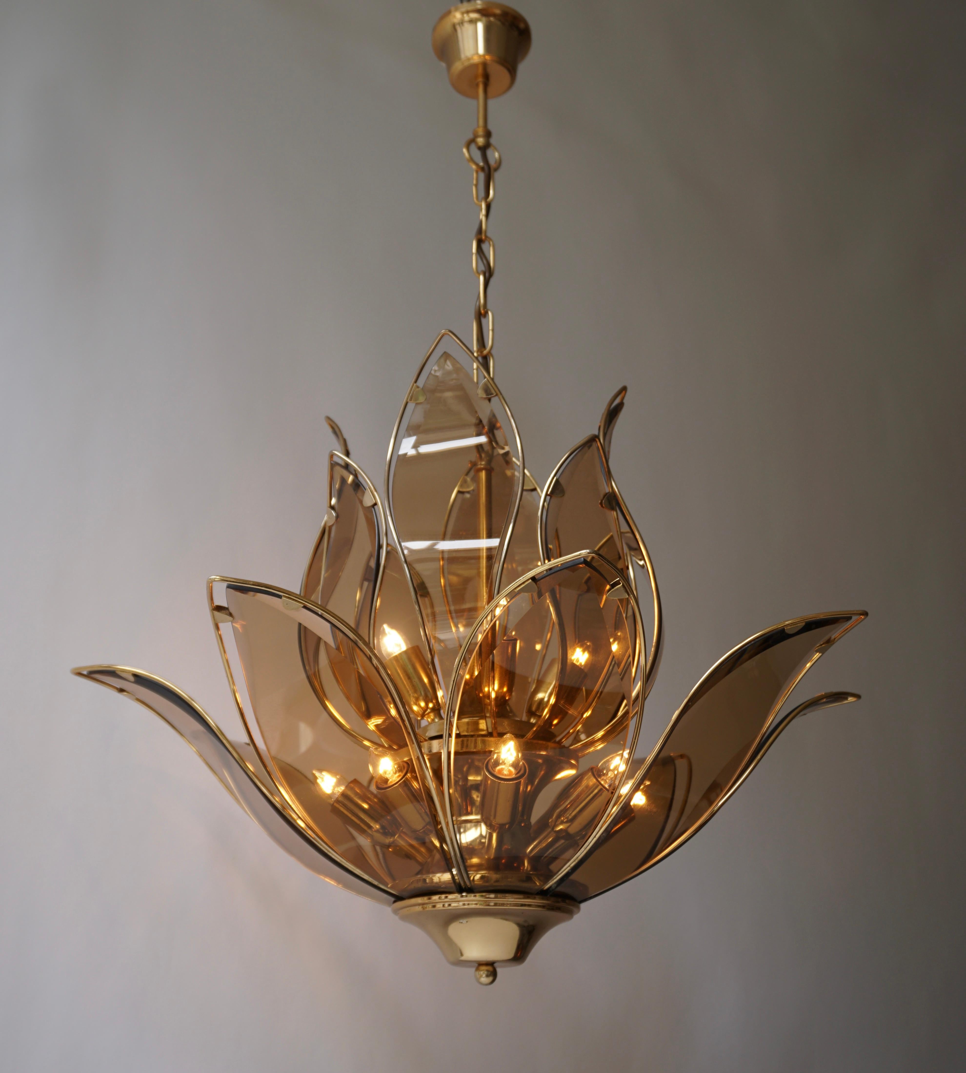 20th Century Two Italian Lotus Chandeliers in Brass and Murano Glass For Sale