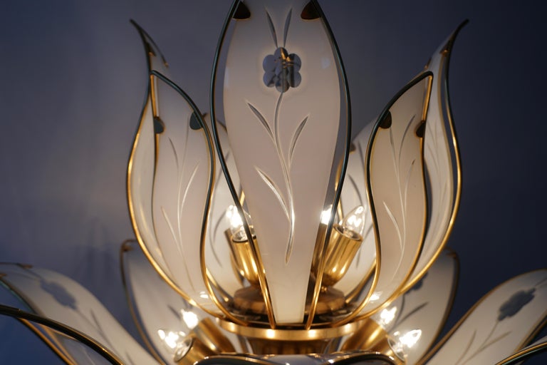 Two Lotus Chandeliers in Brass and White Murano Glass For Sale 4