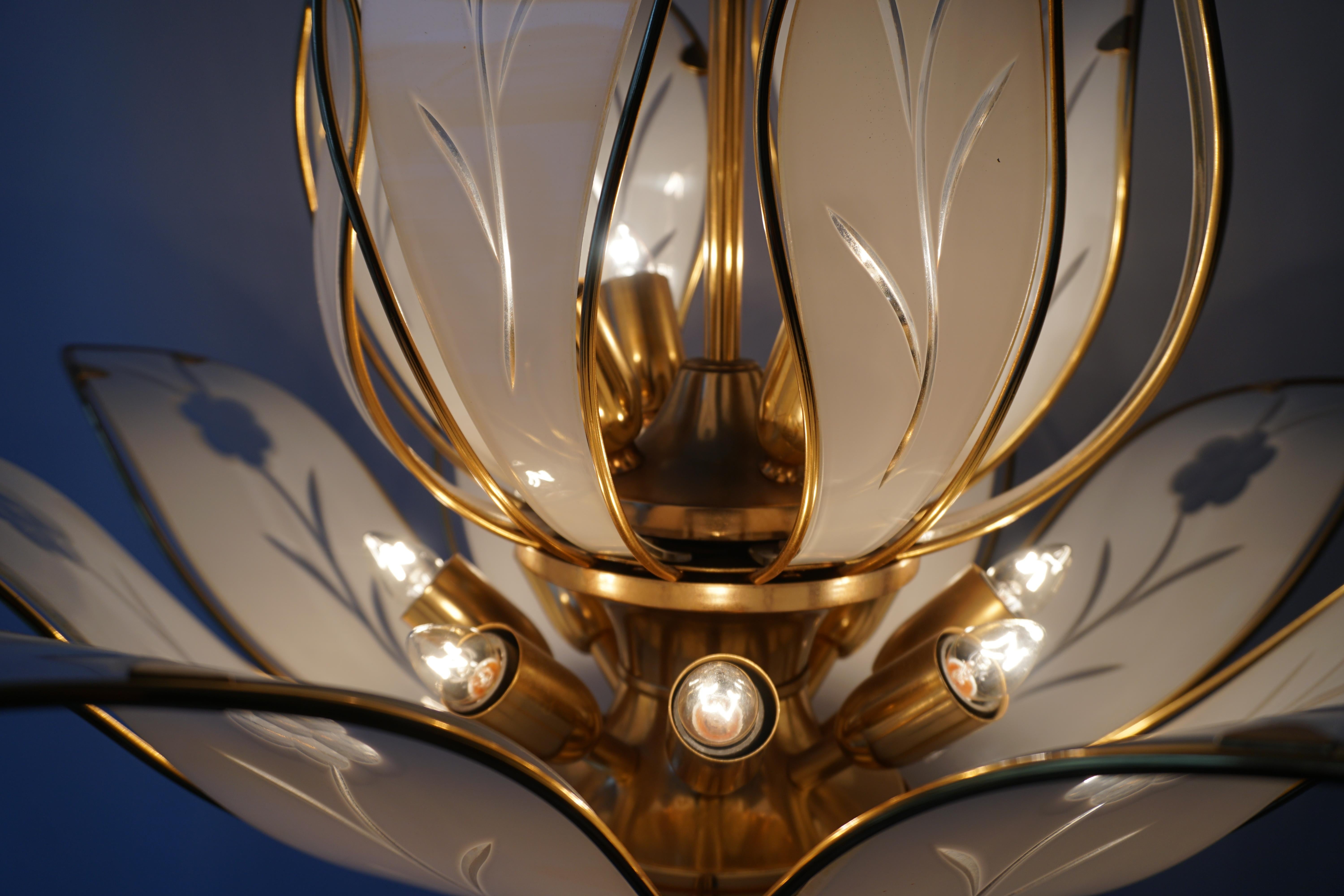 Two Lotus Chandeliers in Brass and White Murano Glass in Franco Luce Style For Sale 5
