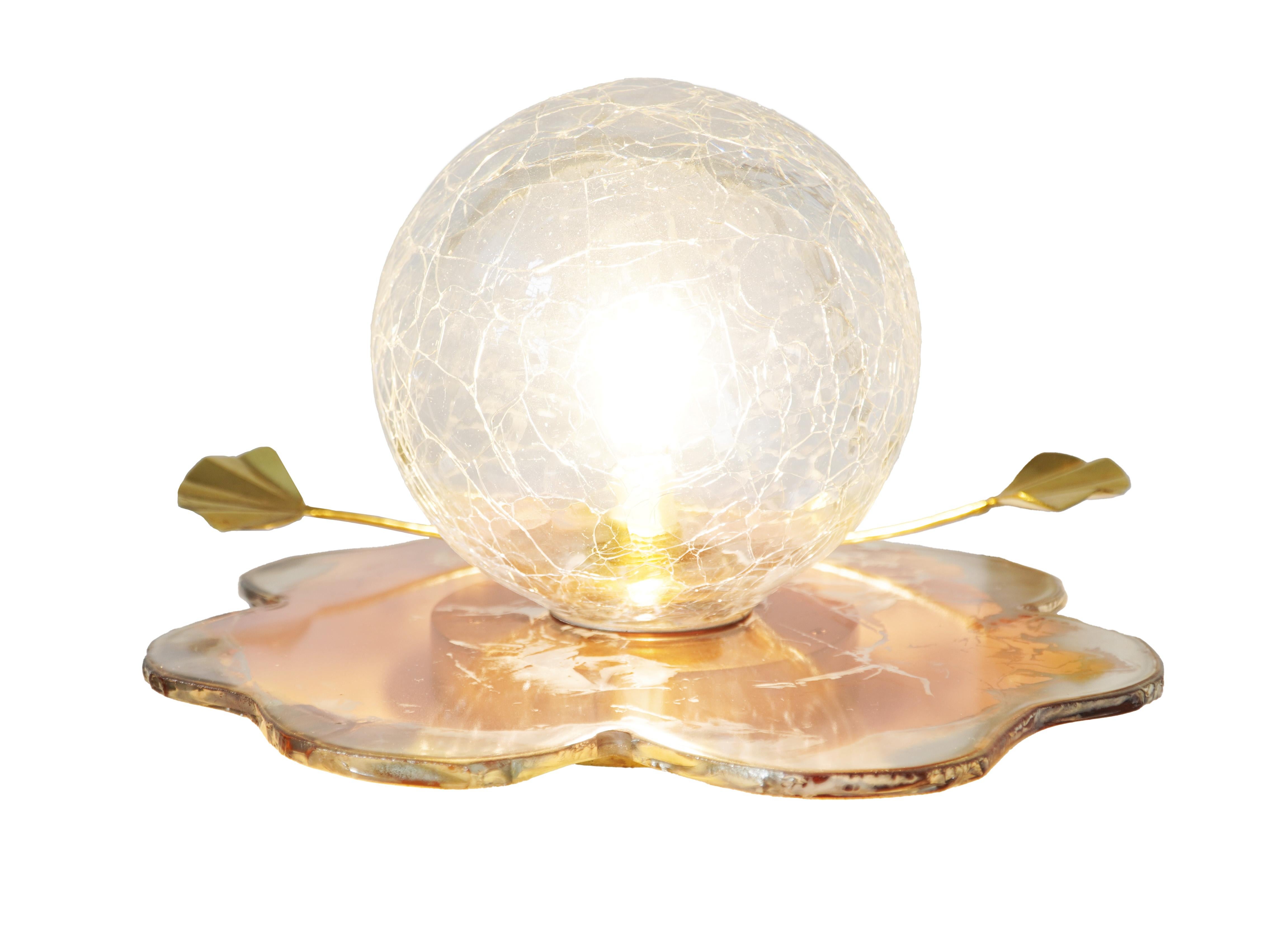 "Lotus" Lampe de table contemporaine, verre argenté d
art, laiton fondu