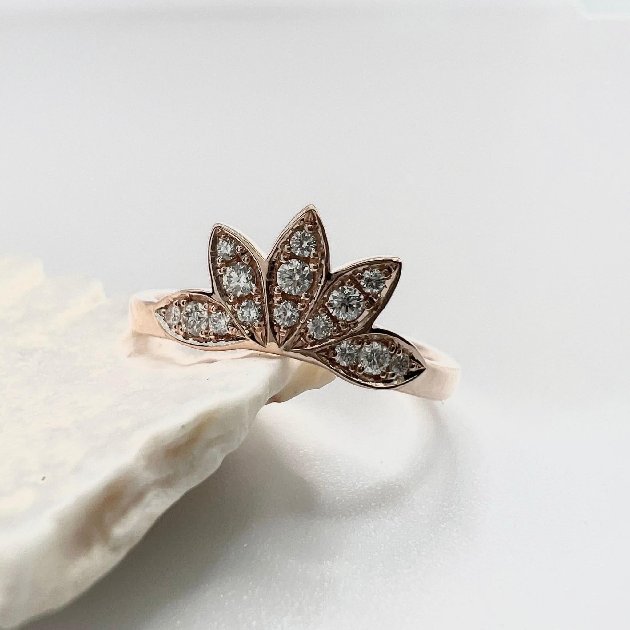 Cute Lotus ring with VS diamonds in 18KT gold. Stunning simple beauty for everyday wear! Ring is size 6 and can be re-sized to any size.

*Item will come with a beautiful packaging and certificate of authenticity from laboratory in your name.