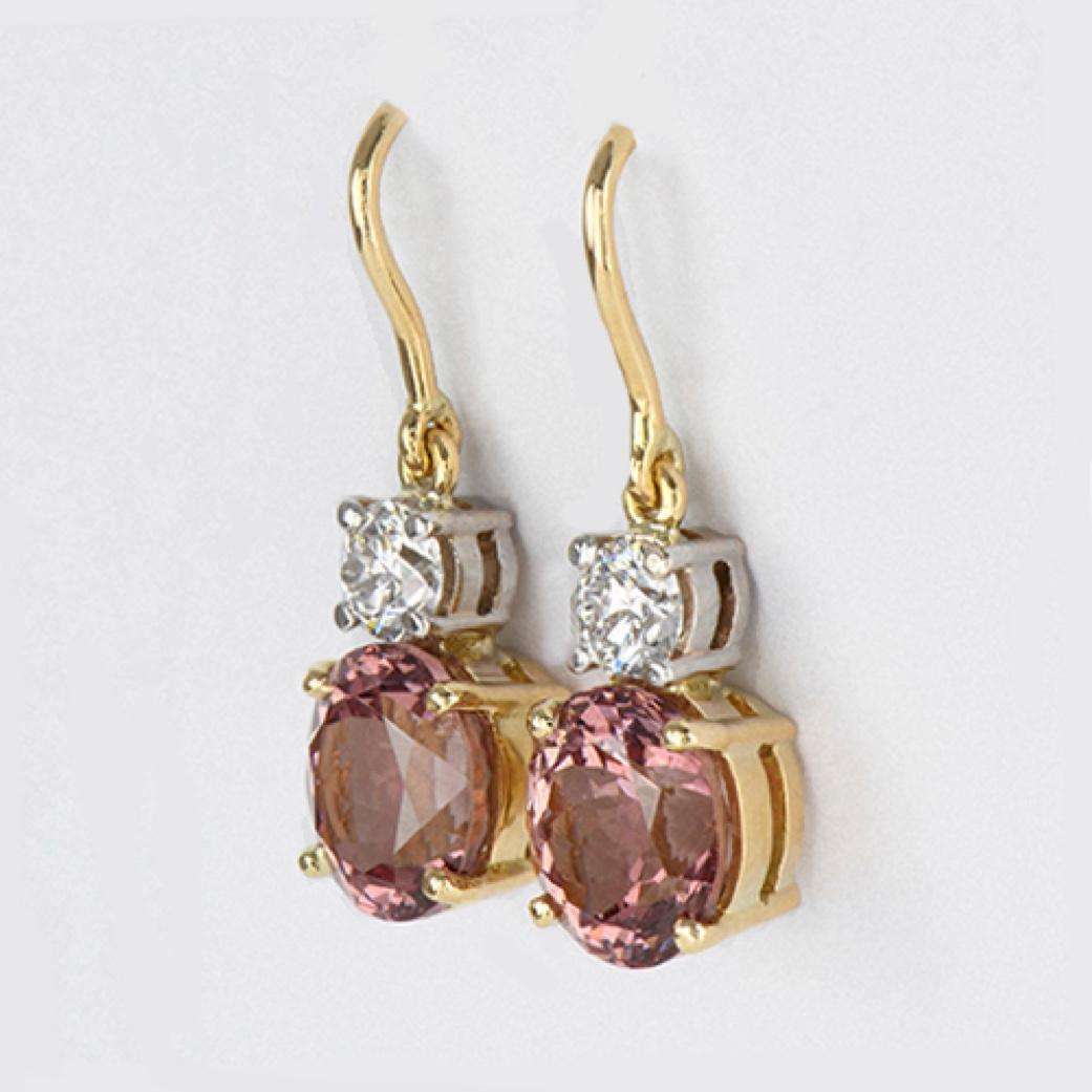 Modern 4.83ct Lotus Garnet & Diamond Earrings-Brilliant Cut-18KT Gold-GIA Certified For Sale