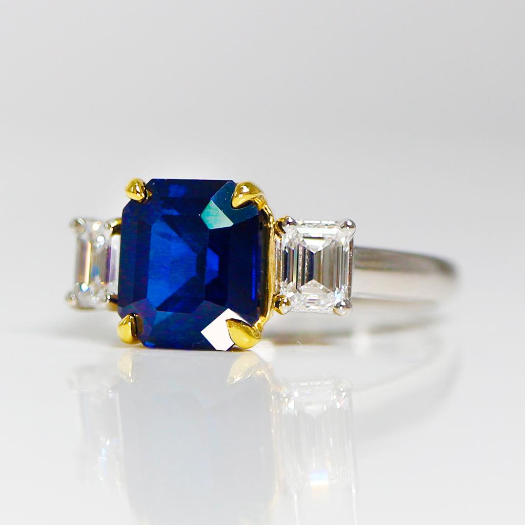 GIA D VVS1 Ceylon 3.56 Ct Royal Blue Sapphire Diamond Engagement Ring For Sale 1