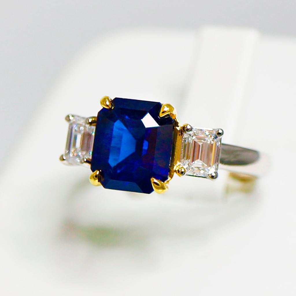 GIA D VVS1 Ceylon Verlobungsring mit 3,56 Karat königsblauem Saphir und Diamant (Achteckschliff) im Angebot