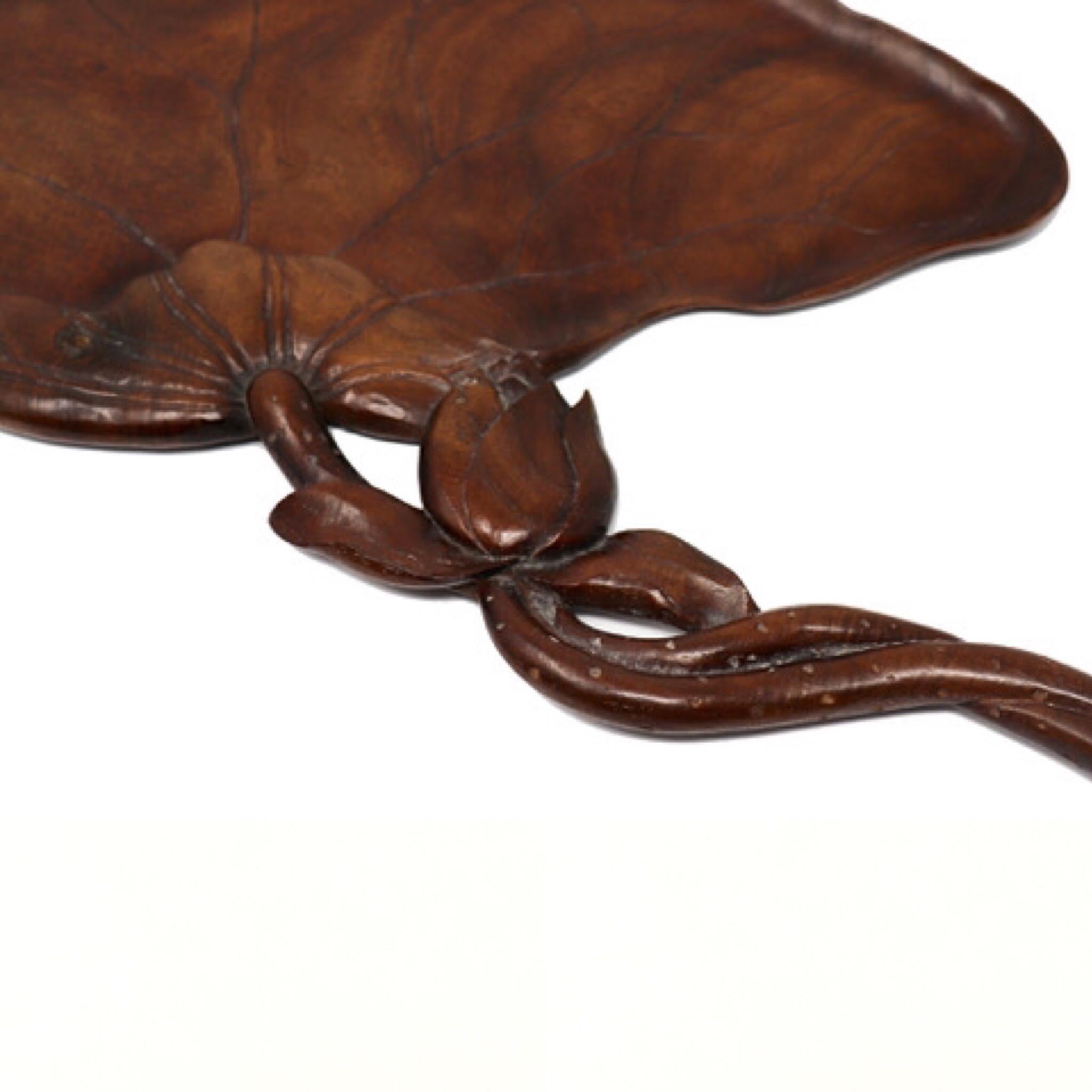 Chestnut Lotus Leaf Shaped Japanese Carved Wood Tea Tray For Sale