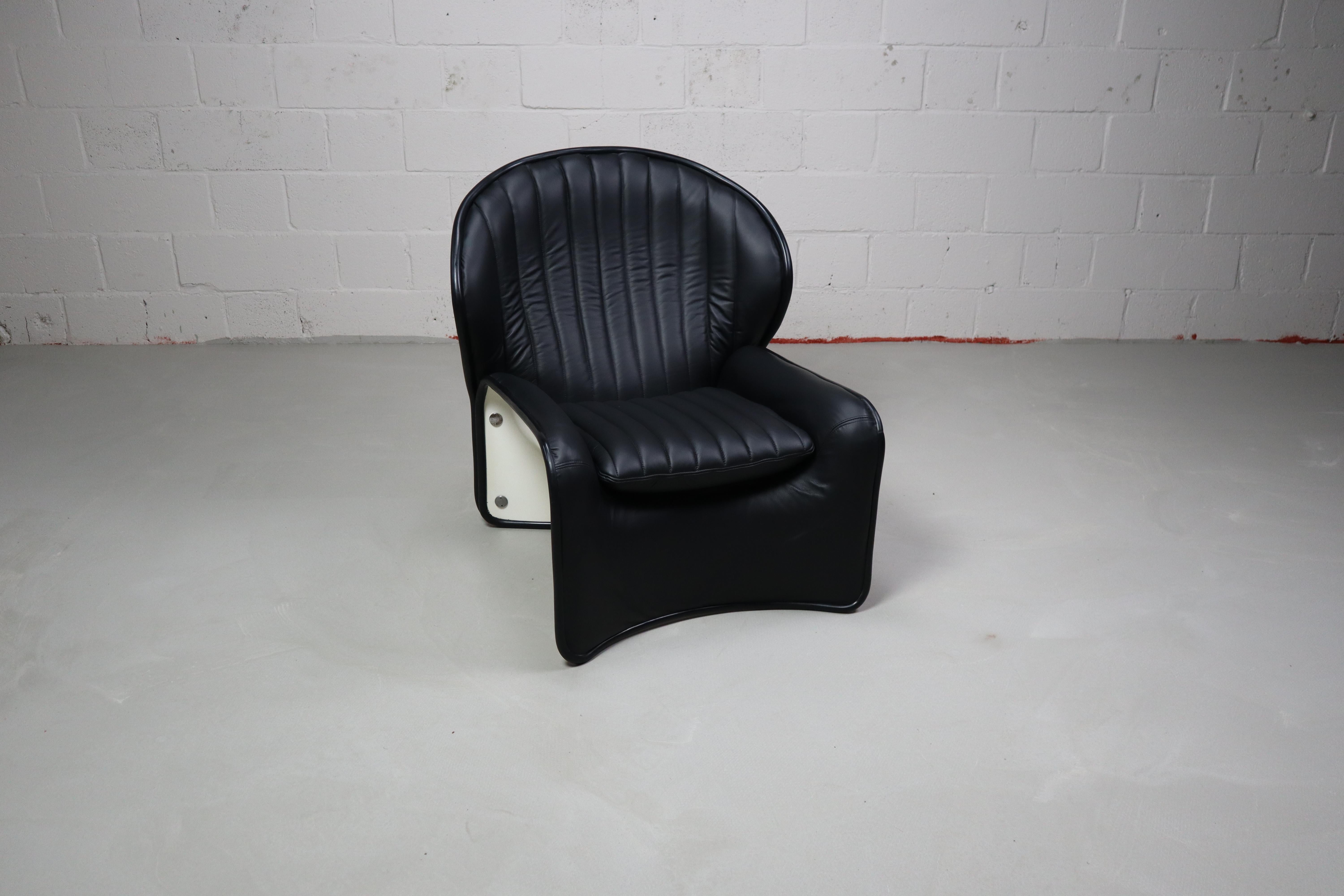 Lotus lounge chair by André Vandenbeuck for Strässle International, 1969. For Sale 11