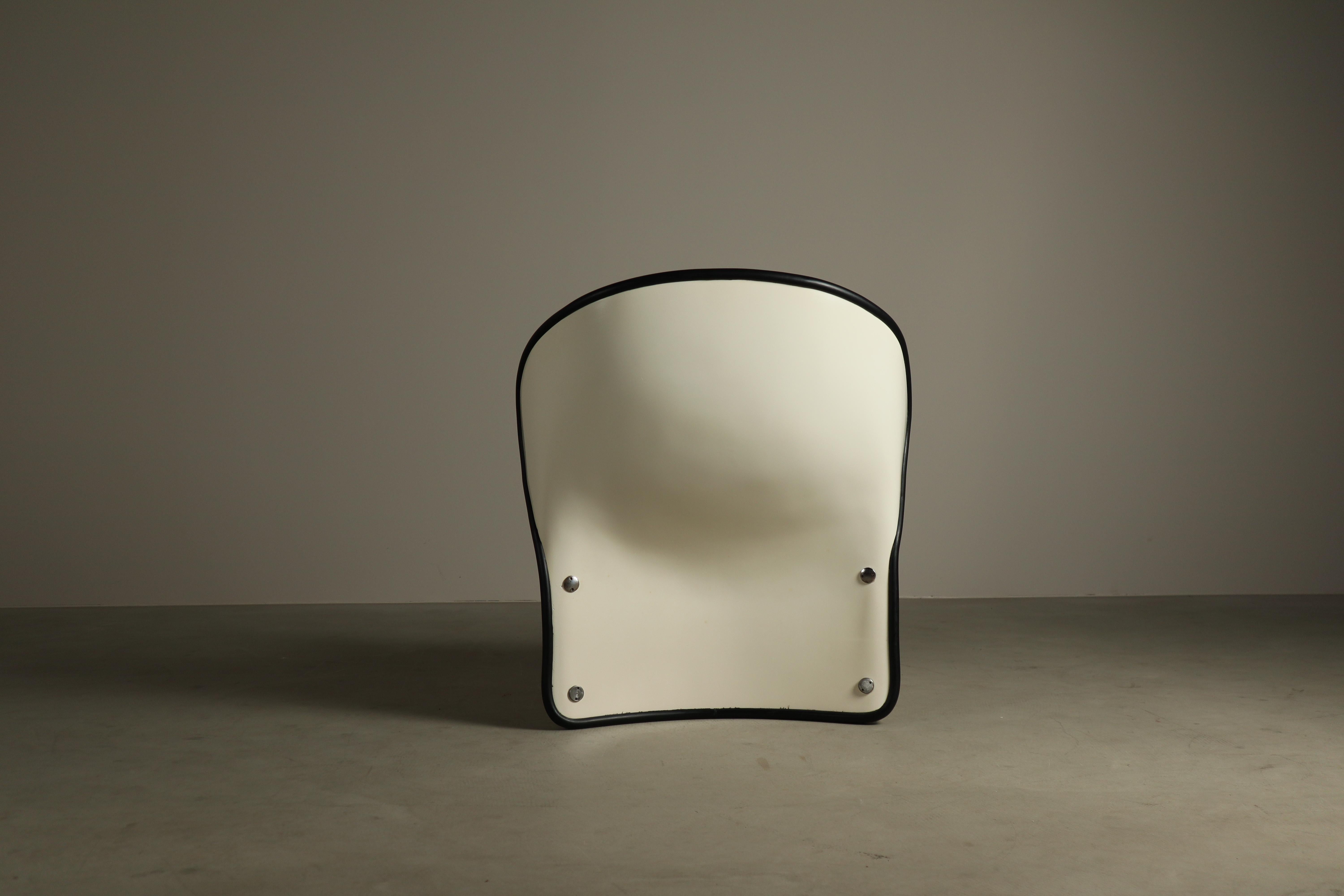 Suisse Chaise longue Lotus d'André Vandenbeuck pour Strässle International, 1969. en vente