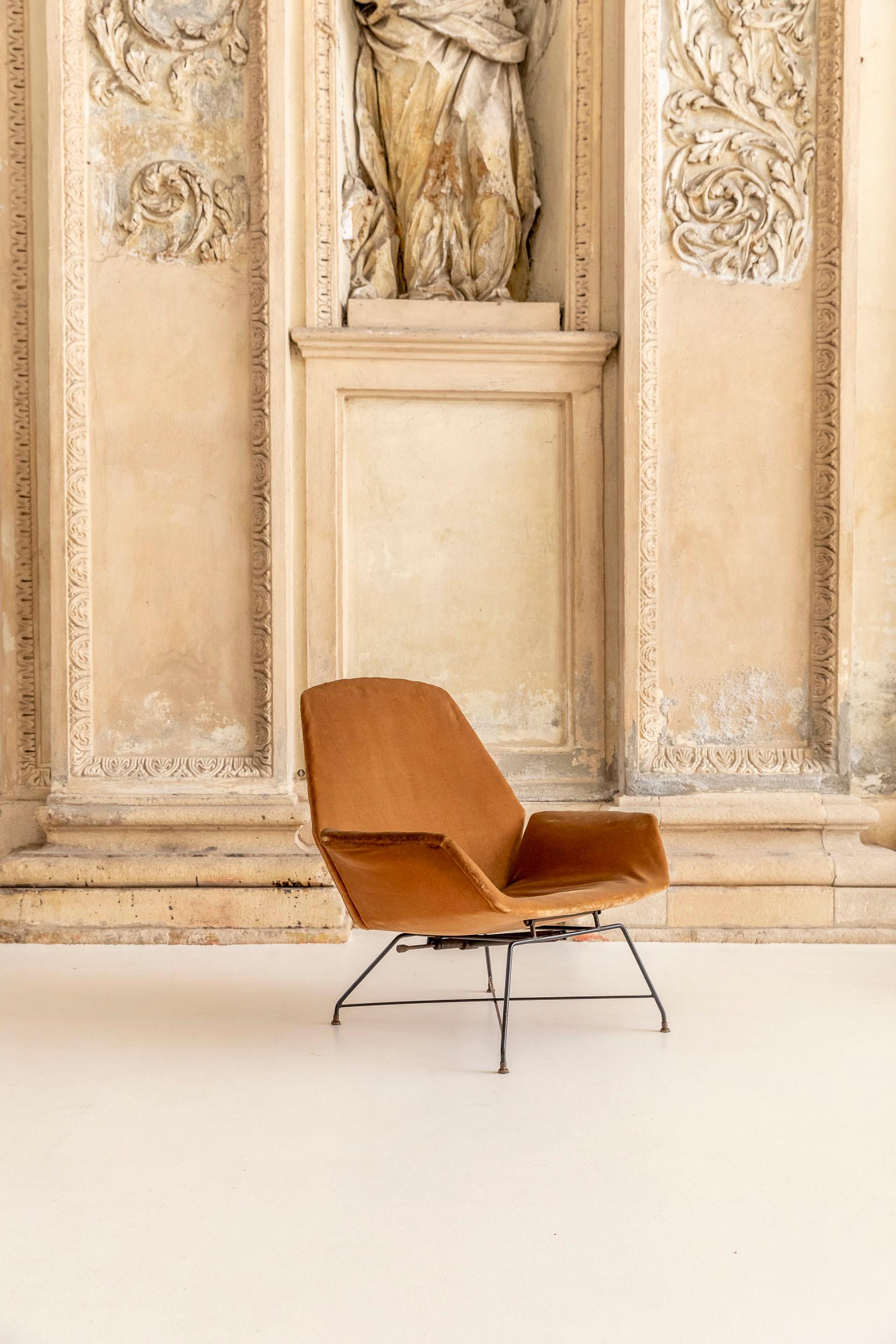 Metal  ‘Lotus’ Lounge Chair by Augusto Bozzi for Saporiti