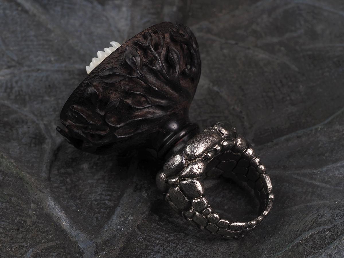 Lotus Pond Ring Carved Black Wood Nacre Silver Enamel Big Ring Collectible Piece For Sale 1