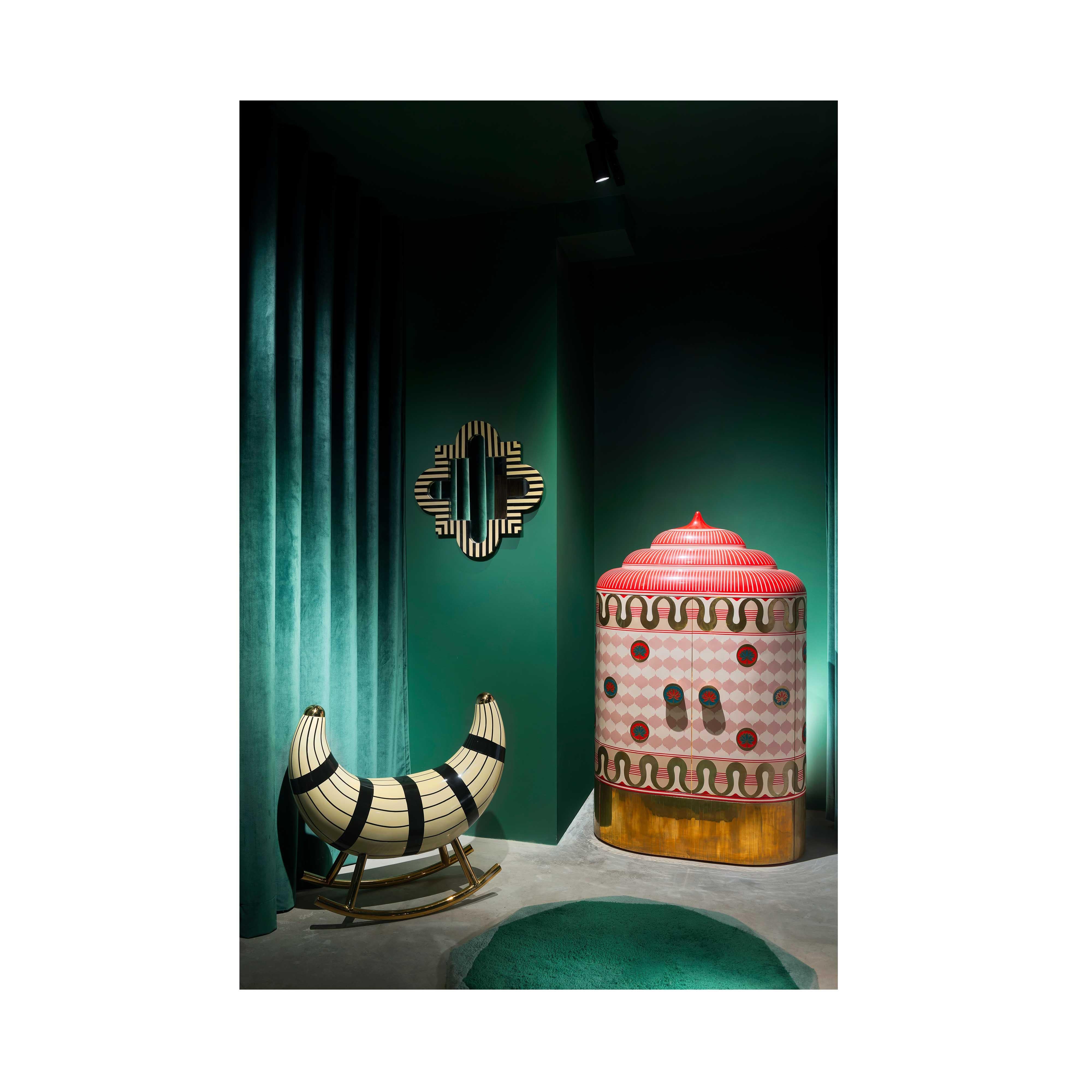 Mobiletto Lotus Sanctum con intarsi in ottone di Matteo Cibic in vendita 2