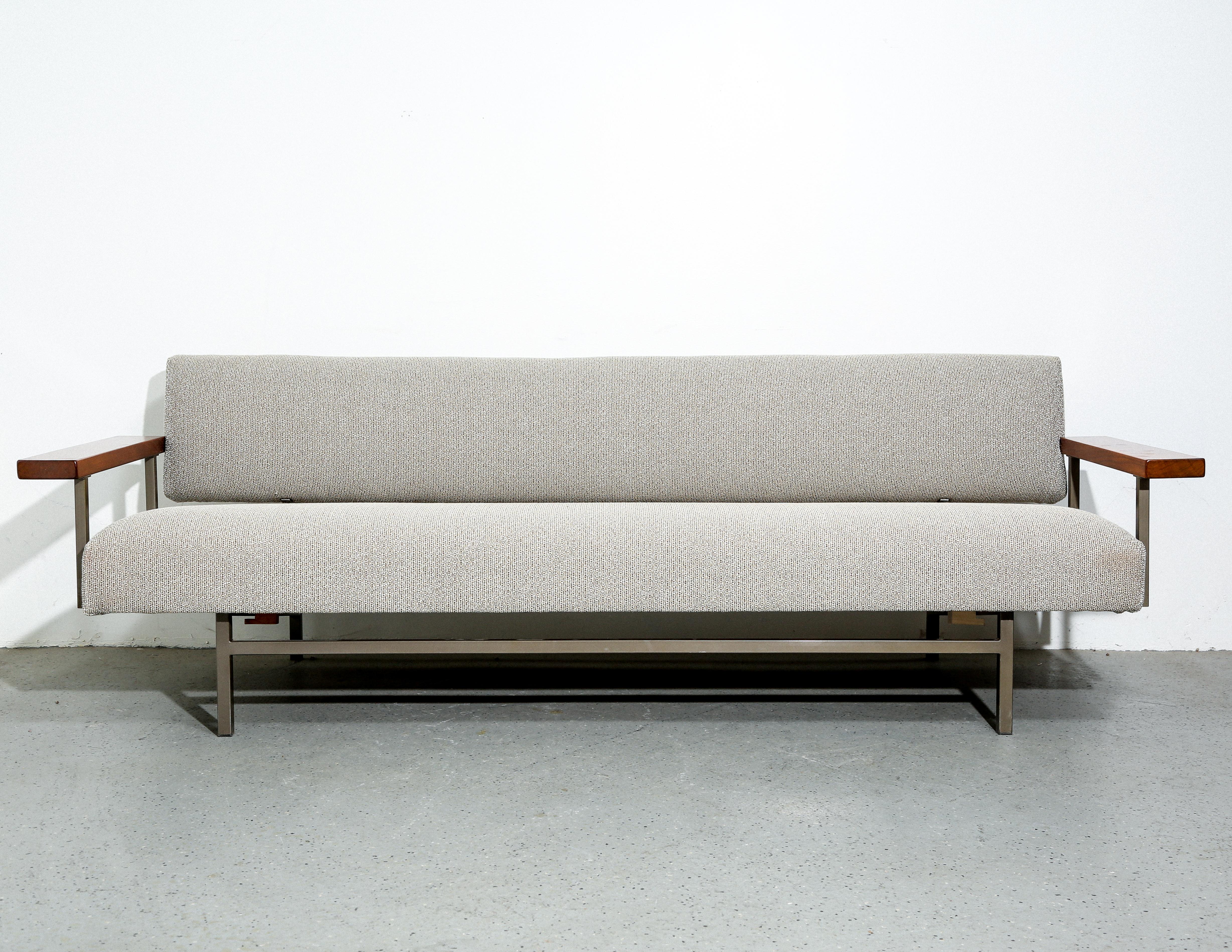 Metal “Lotus” Sofa/Daybed By Rob Parry For Gelderland For Sale