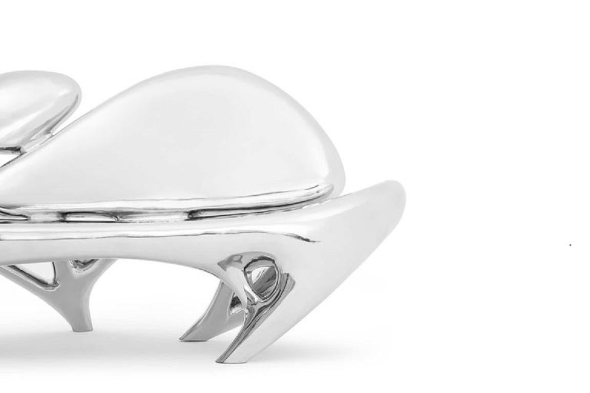 Lucidato Divano Lotus in acciaio inox lucido di Zhipeng Tan in vendita