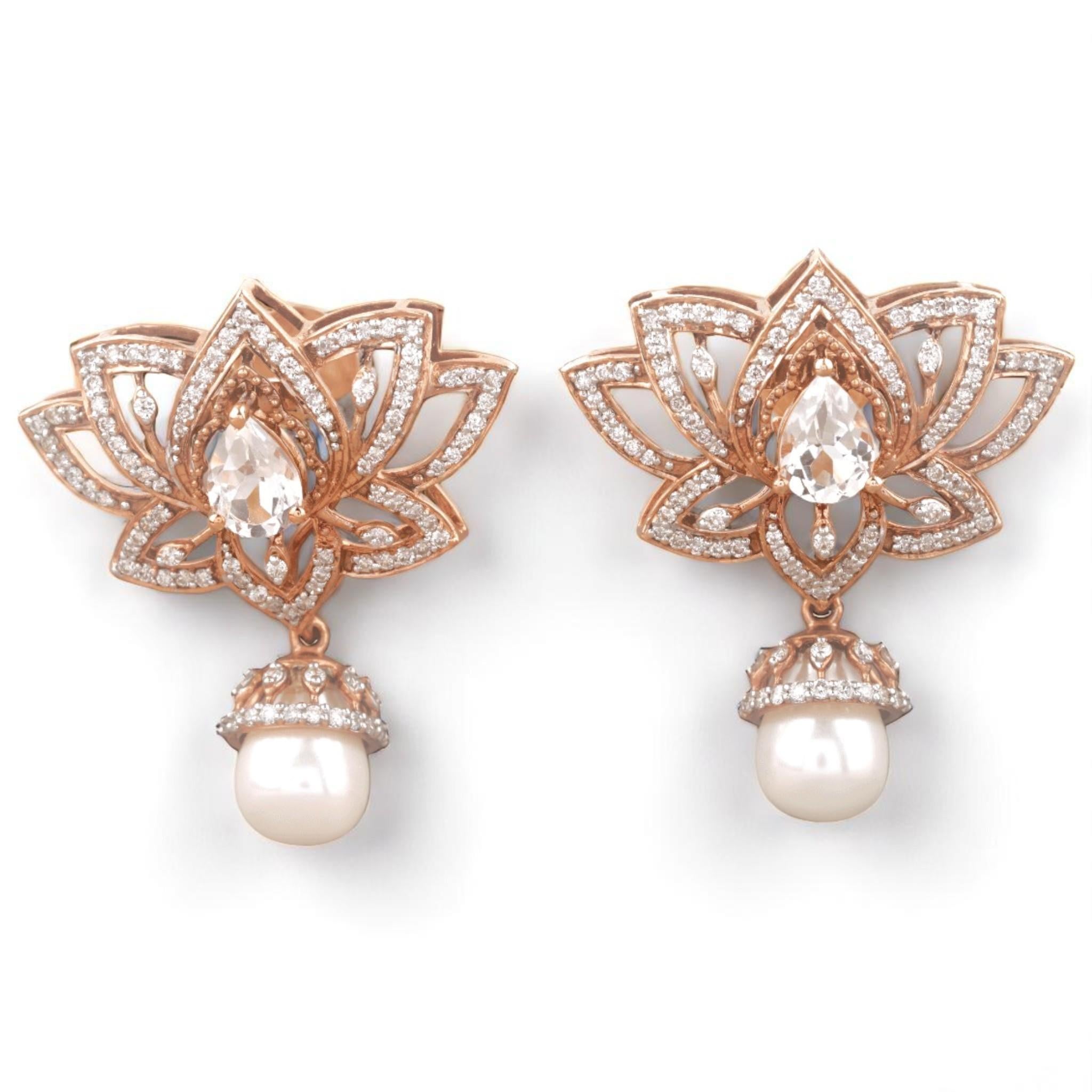 Pendants d'oreilles Lotus en or massif 14K (certifié) avec perles et topazes blanches Pour femmes en vente