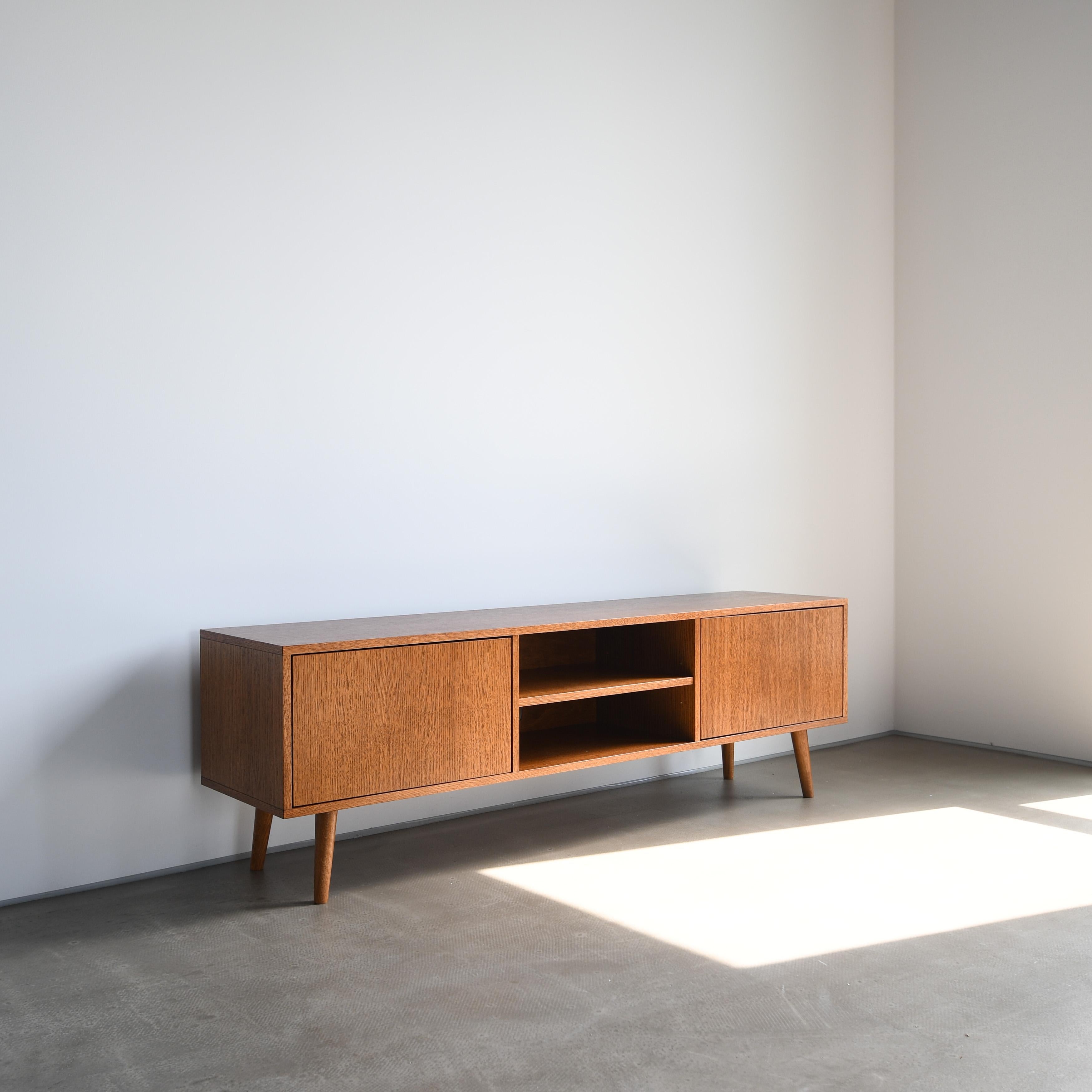 Meuble TV LOTV par Pastform Neuf - En vente à Geneve, CH